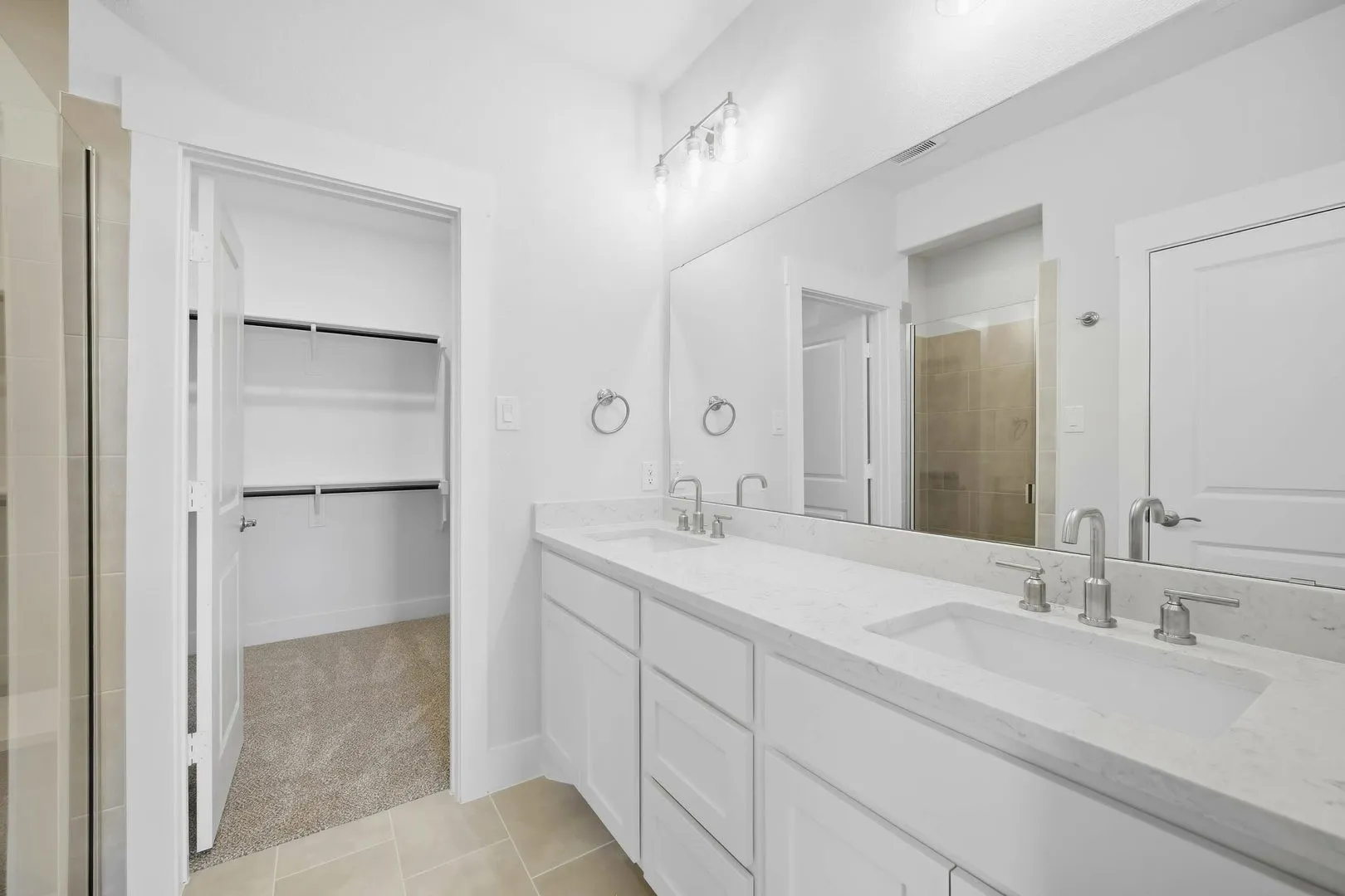 Single Family Residence For Sale in Denton County , 208 Ravenna Boulevard, Justin, Texas 76247, 2 Bedroom, 2 Bathroom, 3 Garage spaces, 1,322 Sqft, built in 2025, mls#21288259, Real Estate Agent in Justin, Homes For Sale in Denton county, Homes For Sale in Justin, Realtor in Justin Texas, Real Estate Brokerage Independent Realty Texas, Luminita Cordes Realtor