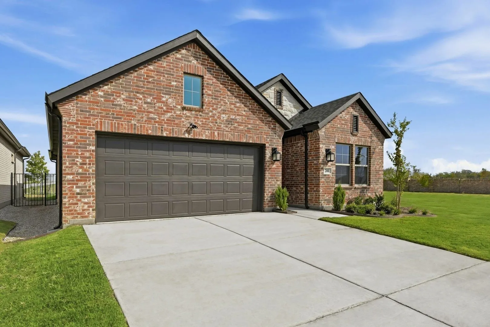 Single Family Residence For Sale in Denton County , 208 Ravenna Boulevard, Justin, Texas 76247, 2 Bedroom, 2 Bathroom, 3 Garage spaces, 1,322 Sqft, built in 2025, mls#21288259, Real Estate Agent in Justin, Homes For Sale in Denton county, Homes For Sale in Justin, Realtor in Justin Texas, Real Estate Brokerage Independent Realty Texas, Luminita Cordes Realtor