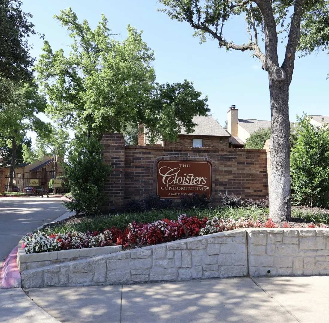 Condominium For Sale in Tarrant County , 1108 Harwell Drive 1711, Arlington, Texas 76011, 2 Bedroom, 1 Bathroom, Garage spaces, 963 Sqft, built in 1981, mls#21288282, Real Estate Agent in Arlington, Homes For Sale in Tarrant county, Homes For Sale in Arlington, Realtor in Arlington Texas, Real Estate Brokerage Independent Realty Texas, Luminita Cordes Realtor