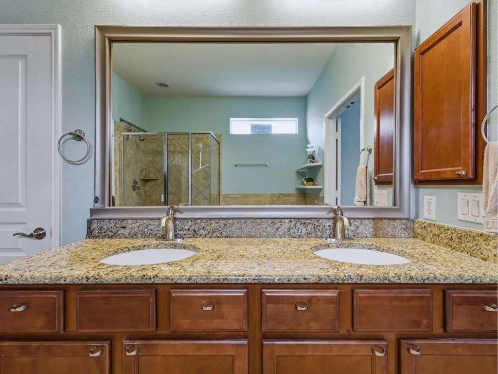 Single Family Residence For Sale in Denton County , 2204 Cane Hill Drive, Frisco, Texas 75036, 3 Bedroom, 2 Bathroom, 2 Garage spaces, 1,710 Sqft, built in 2012, mls#21275023, Real Estate Agent in Frisco, Homes For Sale in Denton county, Homes For Sale in Frisco, Realtor in Frisco Texas, Real Estate Brokerage Independent Realty Texas, Luminita Cordes Realtor