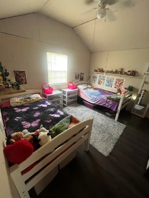 Single Family Residence For Sale in Kaufman County , 10755 Lakeside Drive, Kemp, Texas 75143, 3 Bedroom, 1 Bathroom, Garage spaces, 1,232 Sqft, built in 2017, mls#21287474, Real Estate Agent in Kemp, Homes For Sale in Kaufman county, Homes For Sale in Kemp, Realtor in Kemp Texas, Real Estate Brokerage Independent Realty Texas, Luminita Cordes Realtor