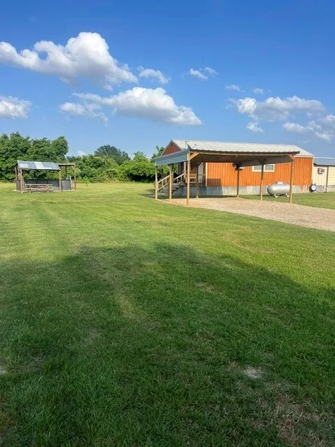 Single Family Residence For Sale in Kaufman County , 10755 Lakeside Drive, Kemp, Texas 75143, 3 Bedroom, 1 Bathroom, Garage spaces, 1,232 Sqft, built in 2017, mls#21287474, Real Estate Agent in Kemp, Homes For Sale in Kaufman county, Homes For Sale in Kemp, Realtor in Kemp Texas, Real Estate Brokerage Independent Realty Texas, Luminita Cordes Realtor