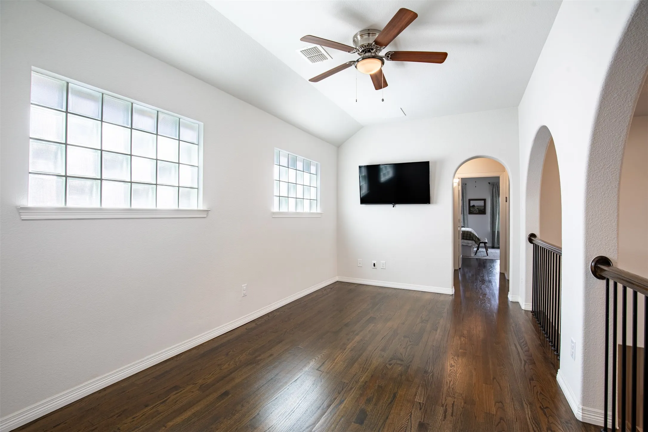 Flex space on 2nd floor. Between 2nd bathroom and Master bedroom.