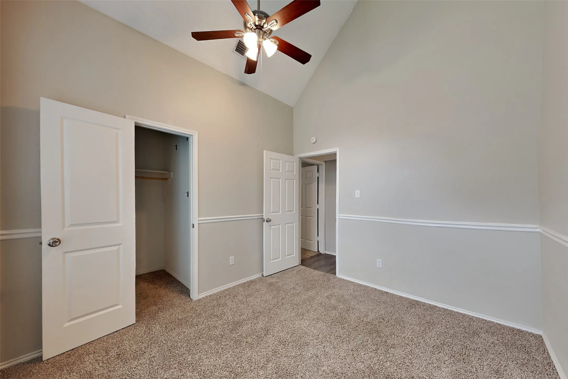 Single Family Residence For Rent in Collin County , 7864 Maiden Lane, Frisco, Texas 75035, 3 Bedroom, 2 Bathroom, 2 Garage spaces, 1,316 Sqft, built in 1991, mls#21288328, Real Estate Agent in Frisco, Homes For Rent in Collin county, Homes For Rent in Frisco, Realtor in Frisco Texas, Real Estate Brokerage Independent Realty Texas, Luminita Cordes Realtor