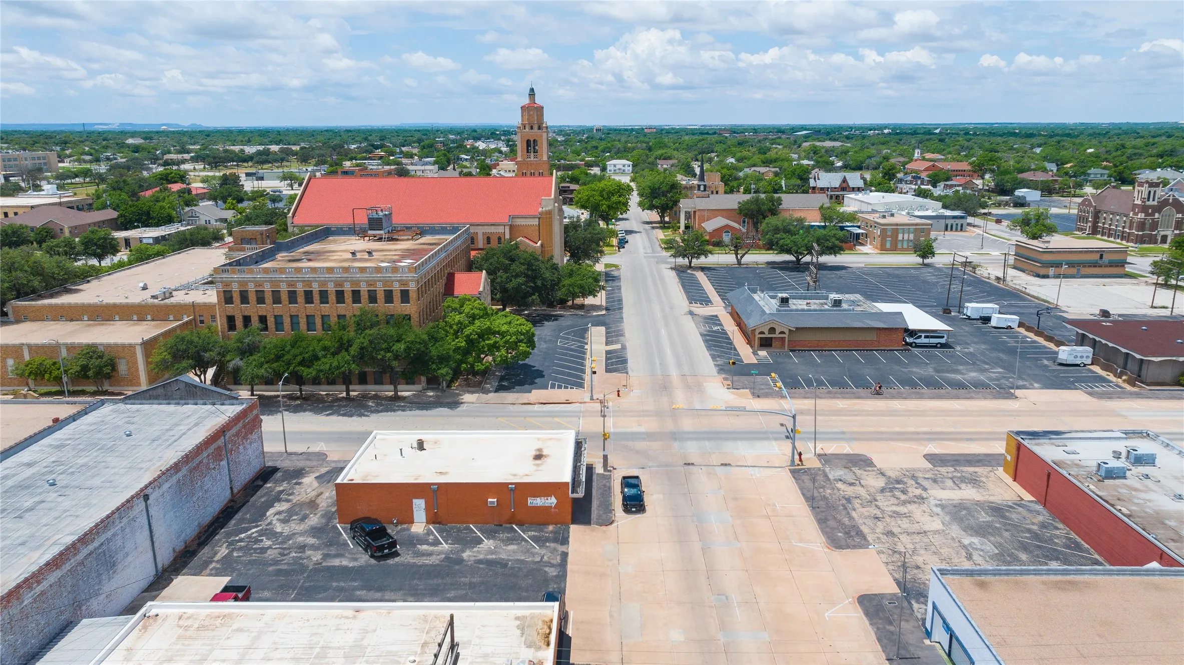 Retail For Sale in Taylor County , 1241 N 3rd Street, Abilene, Texas 79601, 0, 0, Garage spaces, 0 Sqft, built in 1960, Price $1,000,000, mls#21288329, Real Estate Agent in Abilene, Homes For Sale in Taylor county, Homes For Sale in Abilene, Realtor in Abilene Texas, Real Estate Brokerage Independent Realty Texas, Luminita Cordes Realtor
