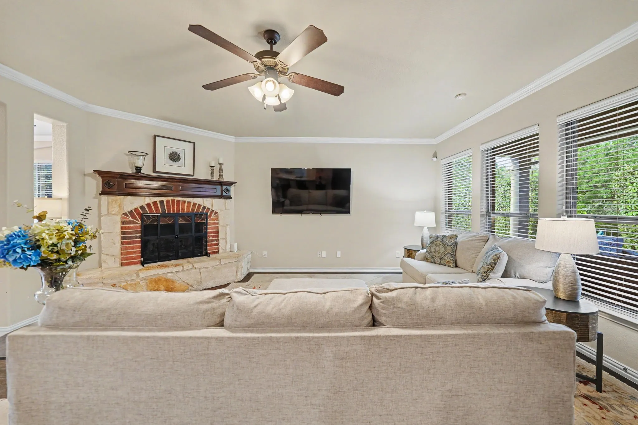 Single Family Residence For Sale in Denton County , 4541 Seventeen Lakes Court, Fort Worth, Texas 76262, 5 Bedroom, 4 Bathroom, 3 Garage spaces, 3,120 Sqft, built in 2010, mls#21287342, Real Estate Agent in Fort Worth, Homes For Sale in Denton county, Homes For Sale in Fort Worth, Realtor in Fort Worth Texas, Real Estate Brokerage Independent Realty Texas, Luminita Cordes Realtor