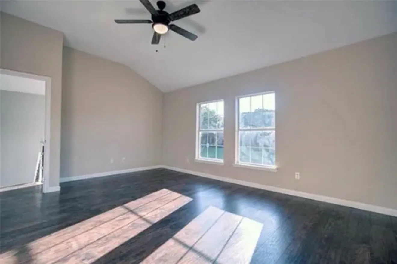 Single Family Residence For Sale in Denton County , 1901 Buffalo Bend Drive, Lewisville, Texas 75067, 5 Bedrooms, 3 Bathrooms, 2 Garage spaces, 2,267 Sqft, built in 1992, Price $449,999, mls#21288367, Real Estate Agent in Lewisville, Homes For Sale in Denton county, Homes For Sale in Lewisville, Realtor in Lewisville Texas, Real Estate Brokerage Independent Realty Texas, Luminita Cordes Realtor