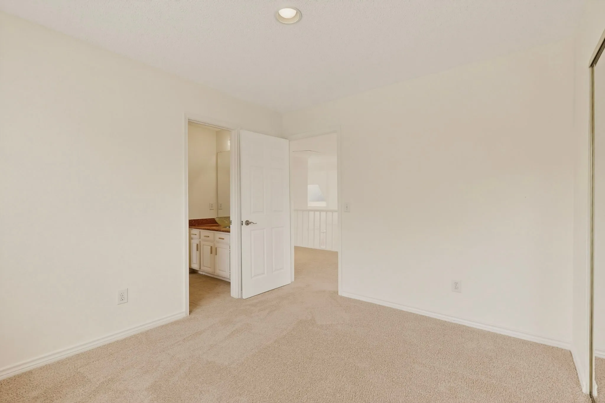 Single Family Residence For Sale in Collin County , 4636 Reunion Drive, Plano, Texas 75024, 4 Bedroom, 3 Bathroom, 2 Garage spaces, 2,579 Sqft, built in 1988, mls#21288373, Real Estate Agent in Plano, Homes For Sale in Collin county, Homes For Sale in Plano, Realtor in Plano Texas, Real Estate Brokerage Independent Realty Texas, Luminita Cordes Realtor