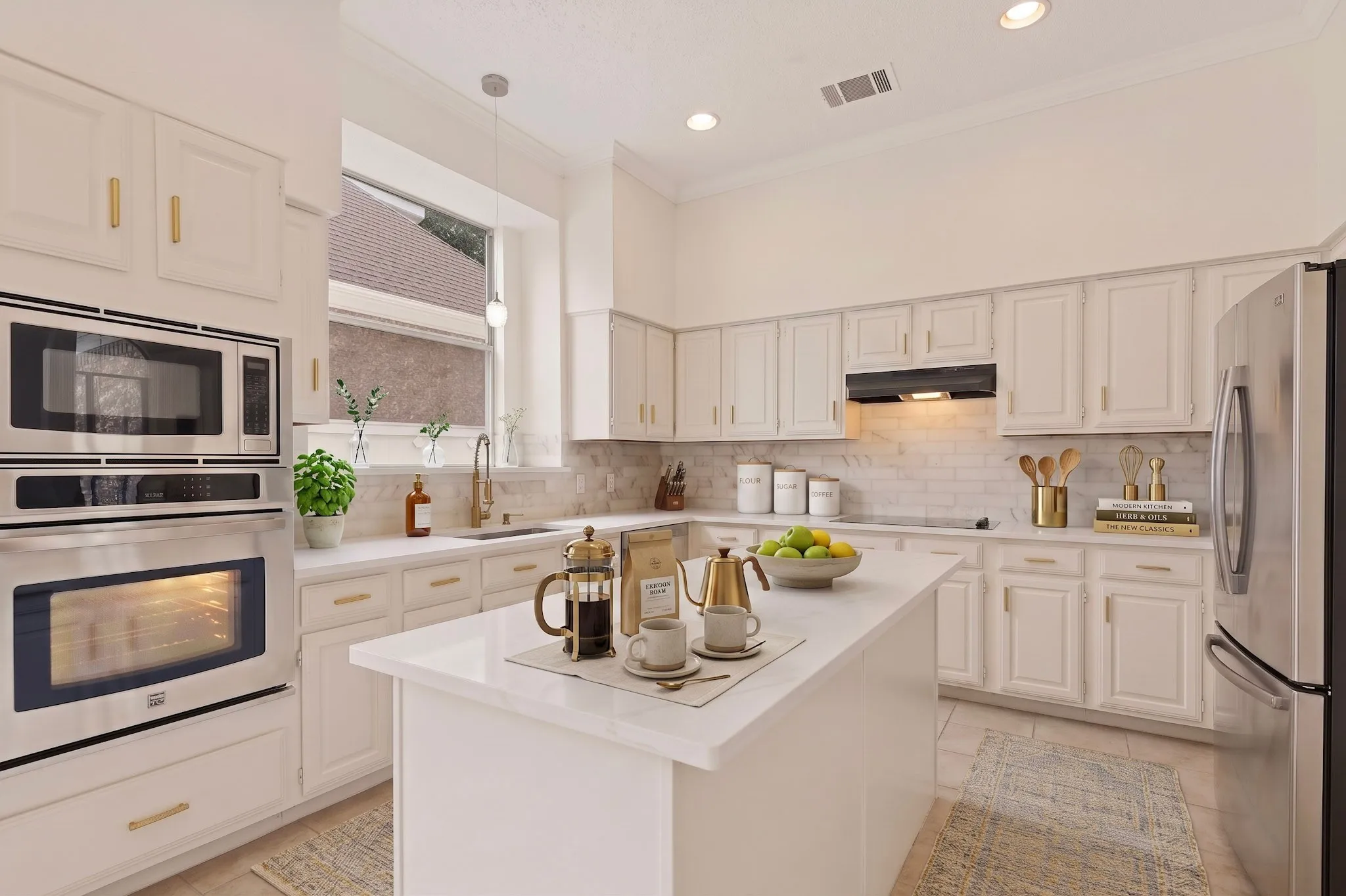 Single Family Residence For Sale in Collin County , 4636 Reunion Drive, Plano, Texas 75024, 4 Bedroom, 3 Bathroom, 2 Garage spaces, 2,579 Sqft, built in 1988, mls#21288373, Real Estate Agent in Plano, Homes For Sale in Collin county, Homes For Sale in Plano, Realtor in Plano Texas, Real Estate Brokerage Independent Realty Texas, Luminita Cordes Realtor