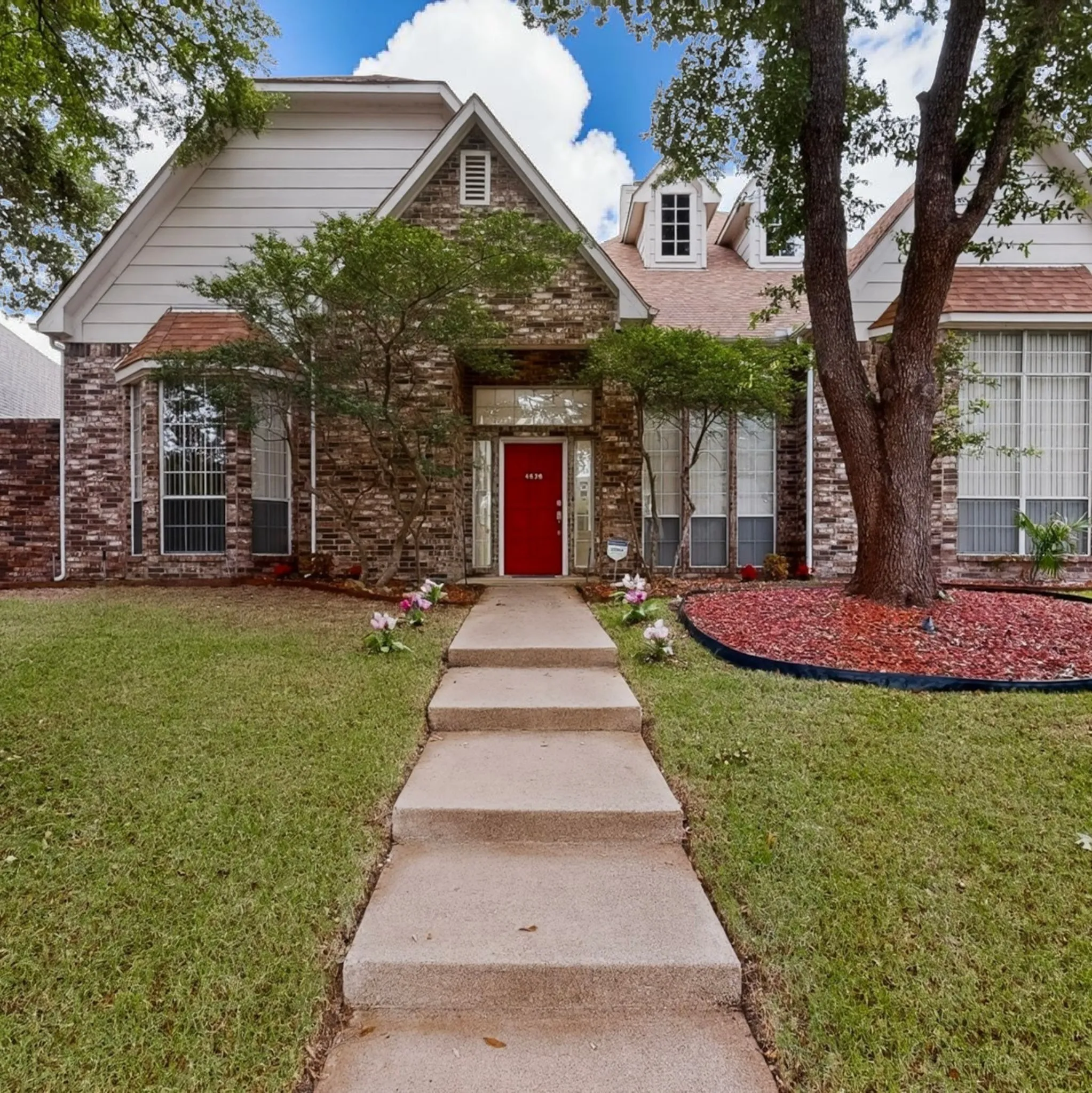 Single Family Residence For Sale in Collin County , 4636 Reunion Drive, Plano, Texas 75024, 4 Bedroom, 3 Bathroom, 2 Garage spaces, 2,579 Sqft, built in 1988, mls#21288373, Real Estate Agent in Plano, Homes For Sale in Collin county, Homes For Sale in Plano, Realtor in Plano Texas, Real Estate Brokerage Independent Realty Texas, Luminita Cordes Realtor