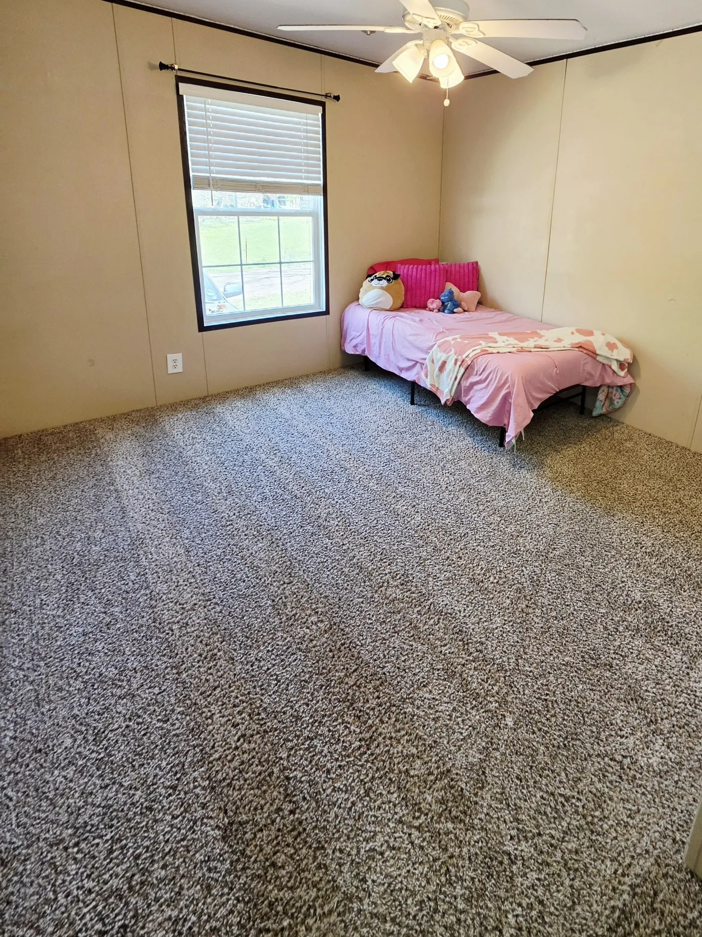 Mobile Home For Sale in Hunt County , 4193 Broken Bow, Lone Oak, Texas 75453, 4 Bedroom, 2 Bathroom, Garage spaces, 1,620 Sqft, built in 2016, mls#21287911, Real Estate Agent in Lone Oak, Homes For Sale in Hunt county, Homes For Sale in Lone Oak, Realtor in Lone Oak Texas, Real Estate Brokerage Independent Realty Texas, Luminita Cordes Realtor