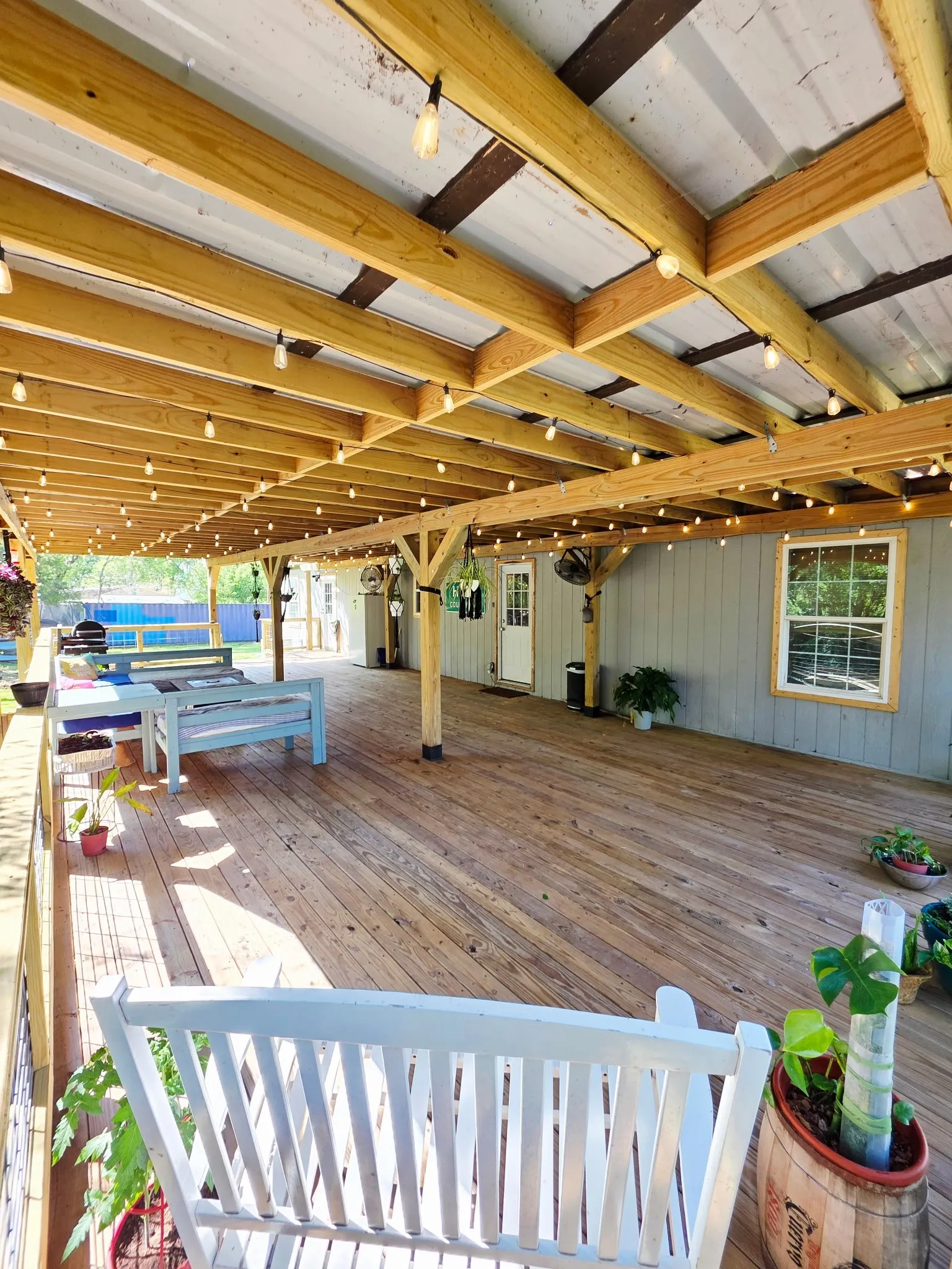 Mobile Home For Sale in Hunt County , 4193 Broken Bow, Lone Oak, Texas 75453, 4 Bedroom, 2 Bathroom, Garage spaces, 1,620 Sqft, built in 2016, mls#21287911, Real Estate Agent in Lone Oak, Homes For Sale in Hunt county, Homes For Sale in Lone Oak, Realtor in Lone Oak Texas, Real Estate Brokerage Independent Realty Texas, Luminita Cordes Realtor