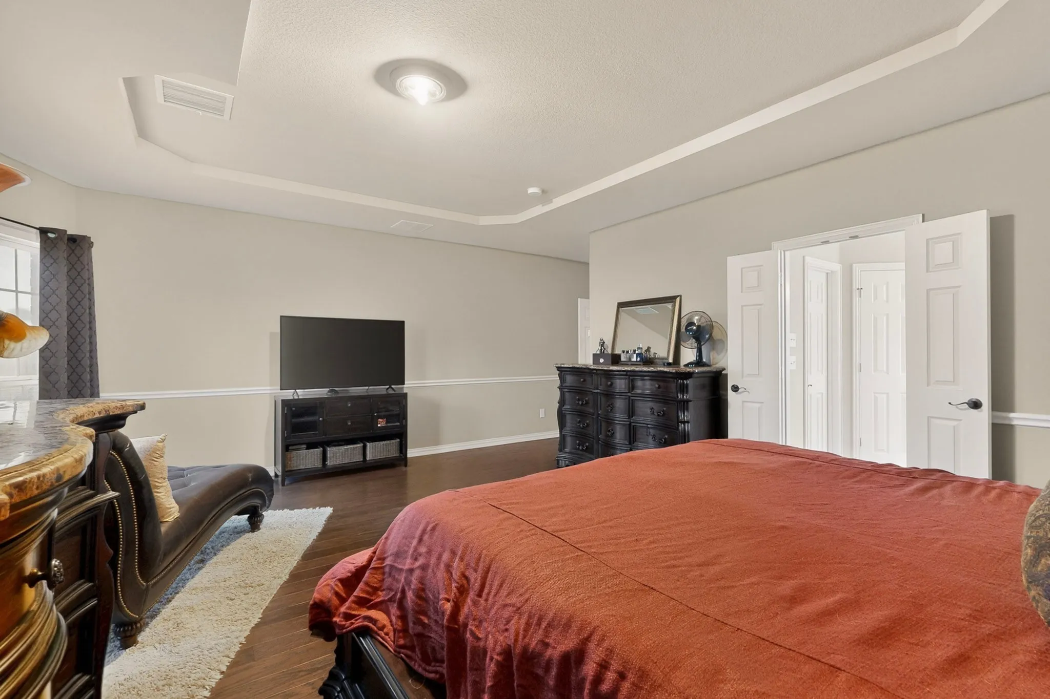 Single Family Residence For Sale in Dallas County , 914 Hidden Lakes Drive, Cedar Hill, Texas 75104, 5 Bedrooms, 4 Bathrooms, 3 Garage spaces, 4,461 Sqft, built in 2014, Price $530,000, mls#21287291, Real Estate Agent in Cedar Hill, Homes For Sale in Dallas county, Homes For Sale in Cedar Hill, Realtor in Cedar Hill Texas, Real Estate Brokerage Independent Realty Texas, Luminita Cordes Realtor