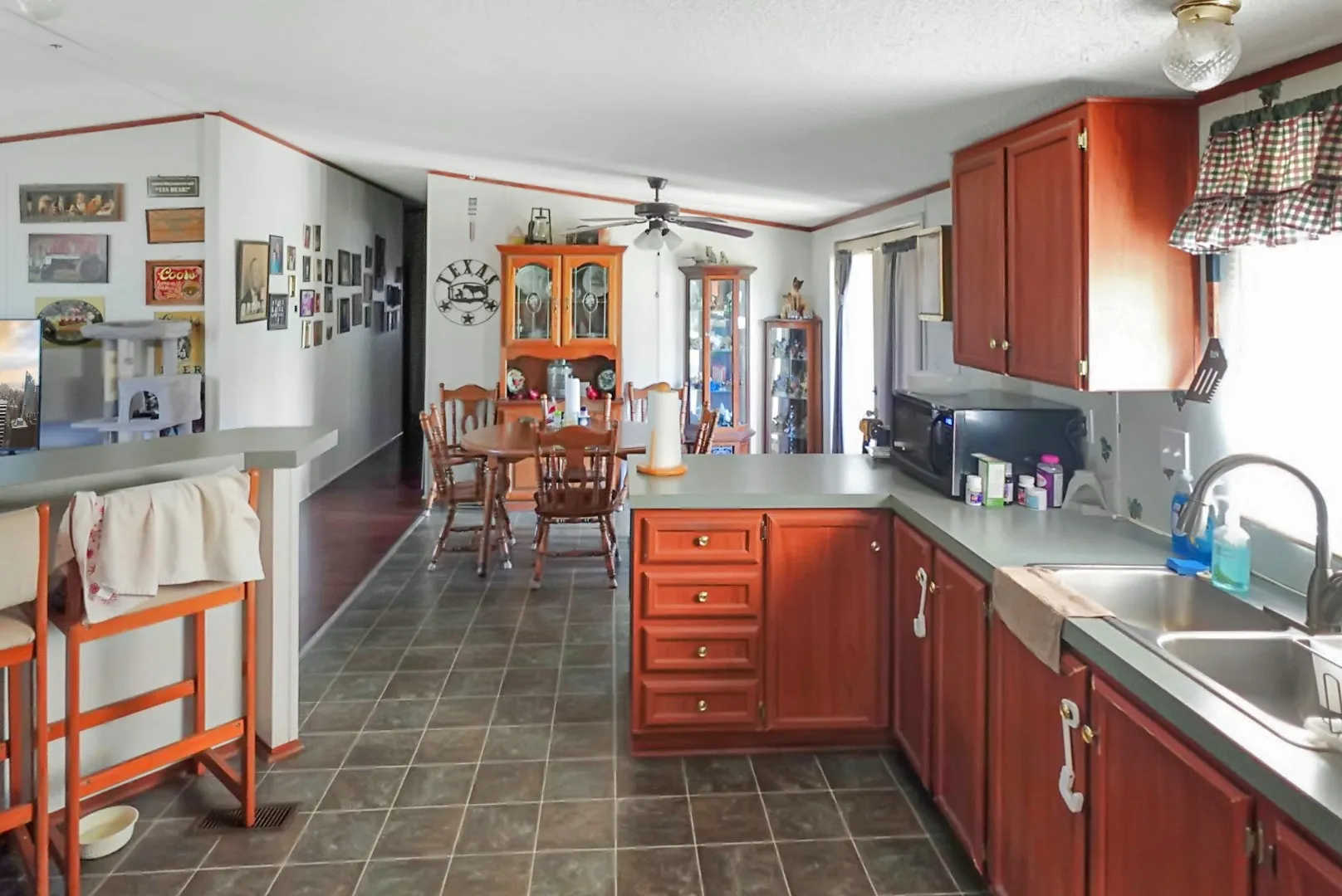 Mobile Home For Sale in Erath County , 30495 State Highway 6, Hico, Texas 76457, 4 Bedrooms, 2 Bathrooms, Garage spaces, 1,792 Sqft, built in 2001, Price $320,000, mls#21288456, Real Estate Agent in Hico, Homes For Sale in Erath county, Homes For Sale in Hico, Realtor in Hico Texas, Real Estate Brokerage Independent Realty Texas, Luminita Cordes Realtor