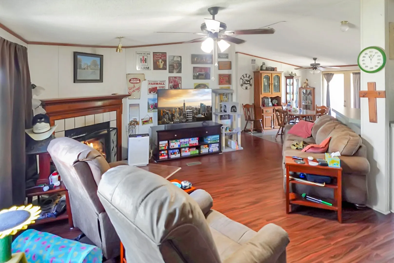 Mobile Home For Sale in Erath County , 30495 State Highway 6, Hico, Texas 76457, 4 Bedrooms, 2 Bathrooms, Garage spaces, 1,792 Sqft, built in 2001, Price $320,000, mls#21288456, Real Estate Agent in Hico, Homes For Sale in Erath county, Homes For Sale in Hico, Realtor in Hico Texas, Real Estate Brokerage Independent Realty Texas, Luminita Cordes Realtor