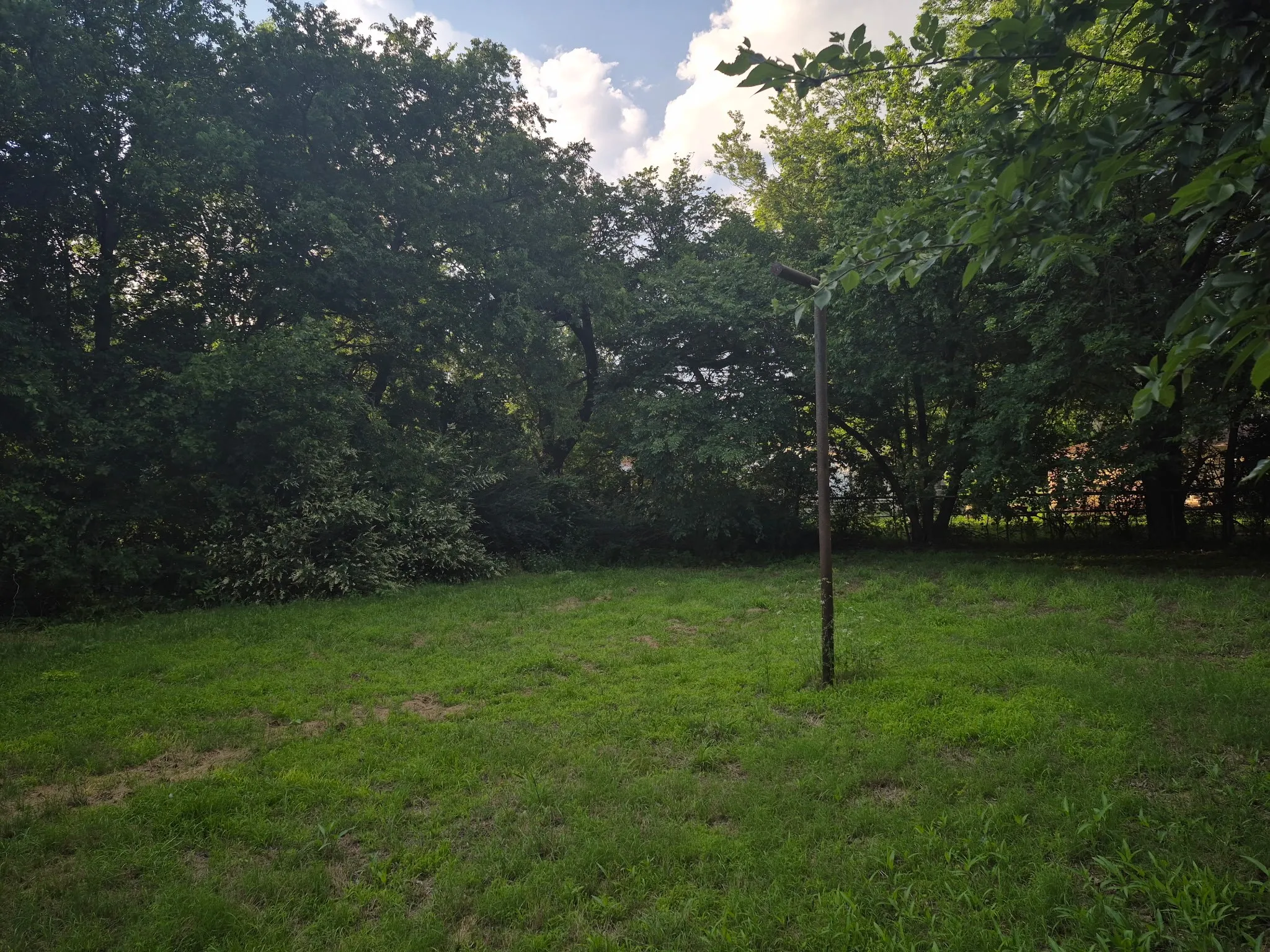 Single Family Residence For Sale in Montague County , 317/319 Elba Street, Bowie, Texas 76230, 2 Bedrooms, 1 Bathroom, Garage spaces, 1,748 Sqft, built in 1912, Price $55,000, mls#21284127, Real Estate Agent in Bowie, Homes For Sale in Montague county, Homes For Sale in Bowie, Realtor in Bowie Texas, Real Estate Brokerage Independent Realty Texas, Luminita Cordes Realtor