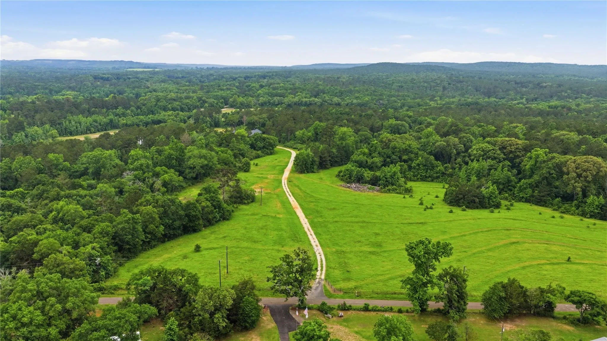 Farm For Sale in Cherokee County , 447 County Road 2211, Rusk, Texas 75785, 6 Bedroom, 5 Bathroom, 3 Garage spaces, 6,345 Sqft, built in 2025, Price $4,495,000, mls#21284154, Real Estate Agent in Rusk, Homes For Sale in Cherokee county, Homes For Sale in Rusk, Realtor in Rusk Texas, Real Estate Brokerage Independent Realty Texas, Luminita Cordes Realtor