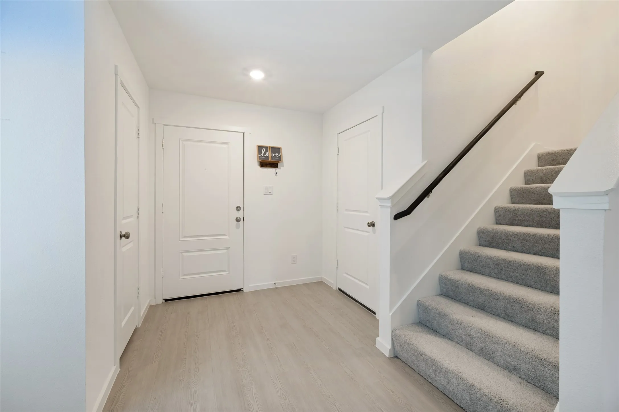 Single Family Residence For Sale in Denton County , 221 Ashbrook Street, Little Elm, Texas 75068, 4 Bedroom, 3 Bathroom, 2 Garage spaces, 1,886 Sqft, built in 2025, mls#21283760, Real Estate Agent in Little Elm, Homes For Sale in Denton county, Homes For Sale in Little Elm, Realtor in Little Elm Texas, Real Estate Brokerage Independent Realty Texas, Luminita Cordes Realtor