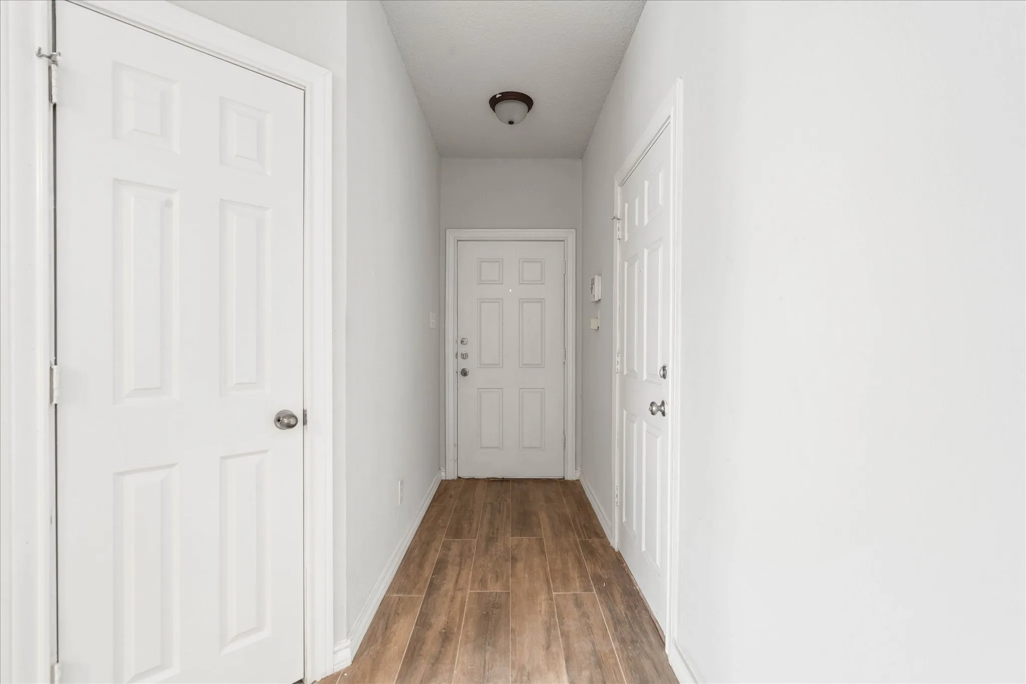 Single Family Residence For Rent in Tarrant County , 2732 Brea Canyon Road, Fort Worth, Texas 76108, 3 Bedroom, 2 Bathroom, 2 Garage spaces, 1,582 Sqft, built in 2003, mls#21288542, Real Estate Agent in Fort Worth, Homes For Rent in Tarrant county, Homes For Rent in Fort Worth, Realtor in Fort Worth Texas, Real Estate Brokerage Independent Realty Texas, Luminita Cordes Realtor