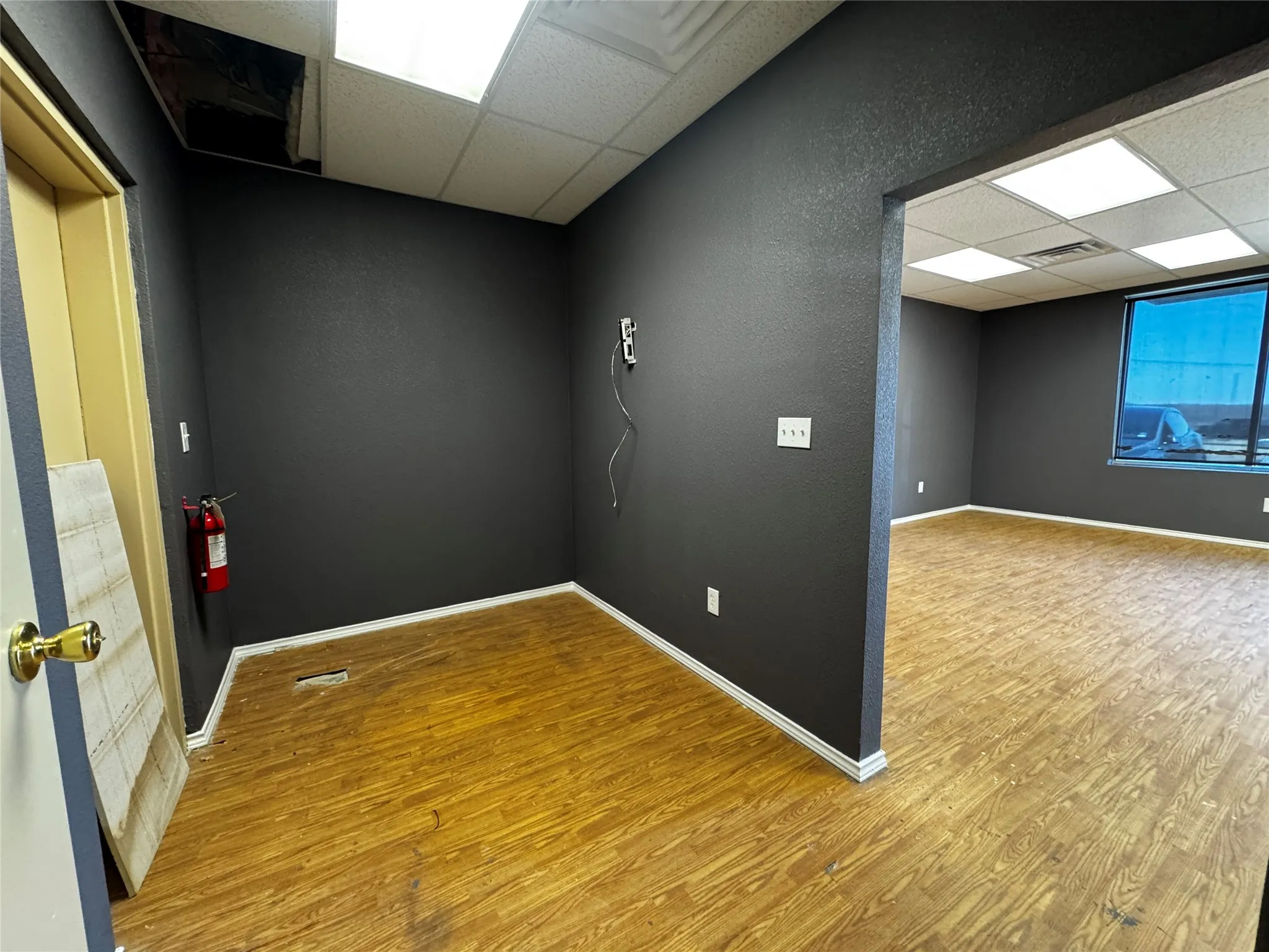 Retail For Rent in Kaufman County , 1590 S HWY 34 1596, Terrell, Texas 75160, 0, 0, Garage spaces, 0 Sqft, built in 2004, mls#21288533, Real Estate Agent in Terrell, Homes For Rent in Kaufman county, Homes For Rent in Terrell, Realtor in Terrell Texas, Real Estate Brokerage Independent Realty Texas, Luminita Cordes Realtor
