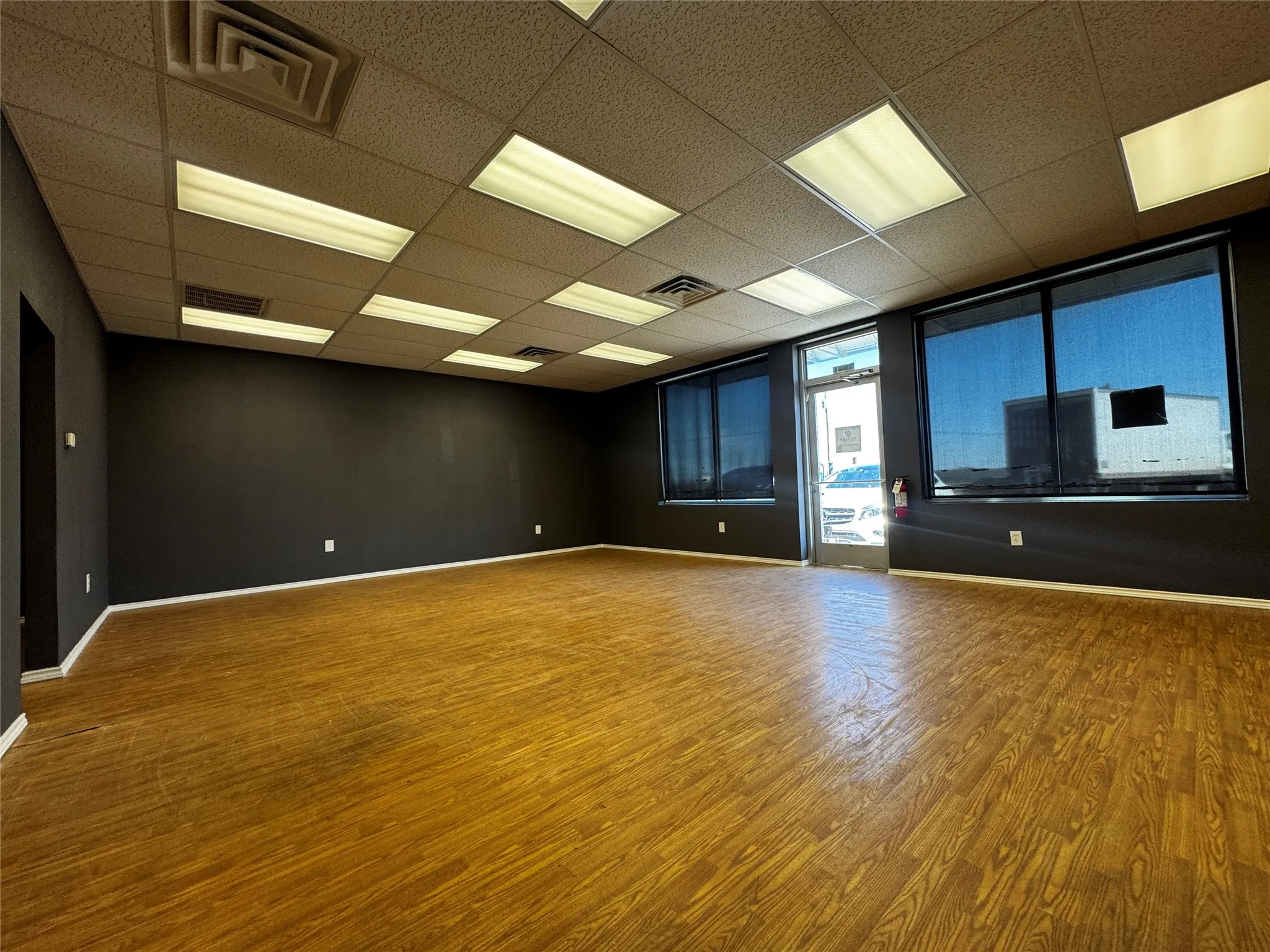 Retail For Rent in Kaufman County , 1590 S HWY 34 1596, Terrell, Texas 75160, 0, 0, Garage spaces, 0 Sqft, built in 2004, mls#21288533, Real Estate Agent in Terrell, Homes For Rent in Kaufman county, Homes For Rent in Terrell, Realtor in Terrell Texas, Real Estate Brokerage Independent Realty Texas, Luminita Cordes Realtor