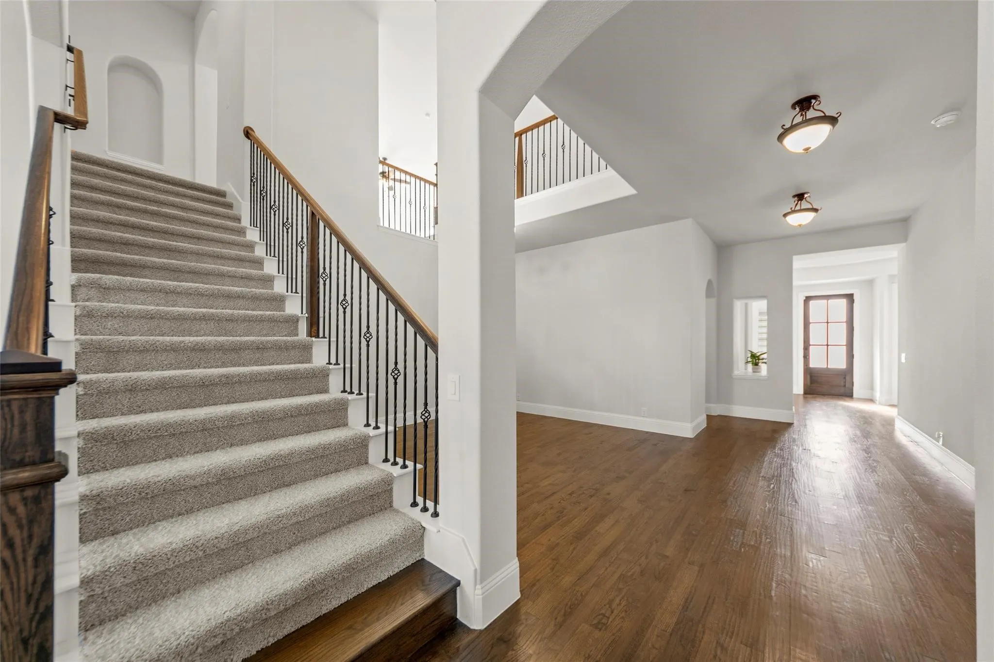 Single Family Residence For Sale in Collin County , 1751 Laurel Vista Court, Prosper, Texas 75078, 5 Bedroom, 5 Bathroom, 4 Garage spaces, 4,259 Sqft, built in 2022, mls#21288572, Real Estate Agent in Prosper, Homes For Sale in Collin county, Homes For Sale in Prosper, Realtor in Prosper Texas, Real Estate Brokerage Independent Realty Texas, Luminita Cordes Realtor