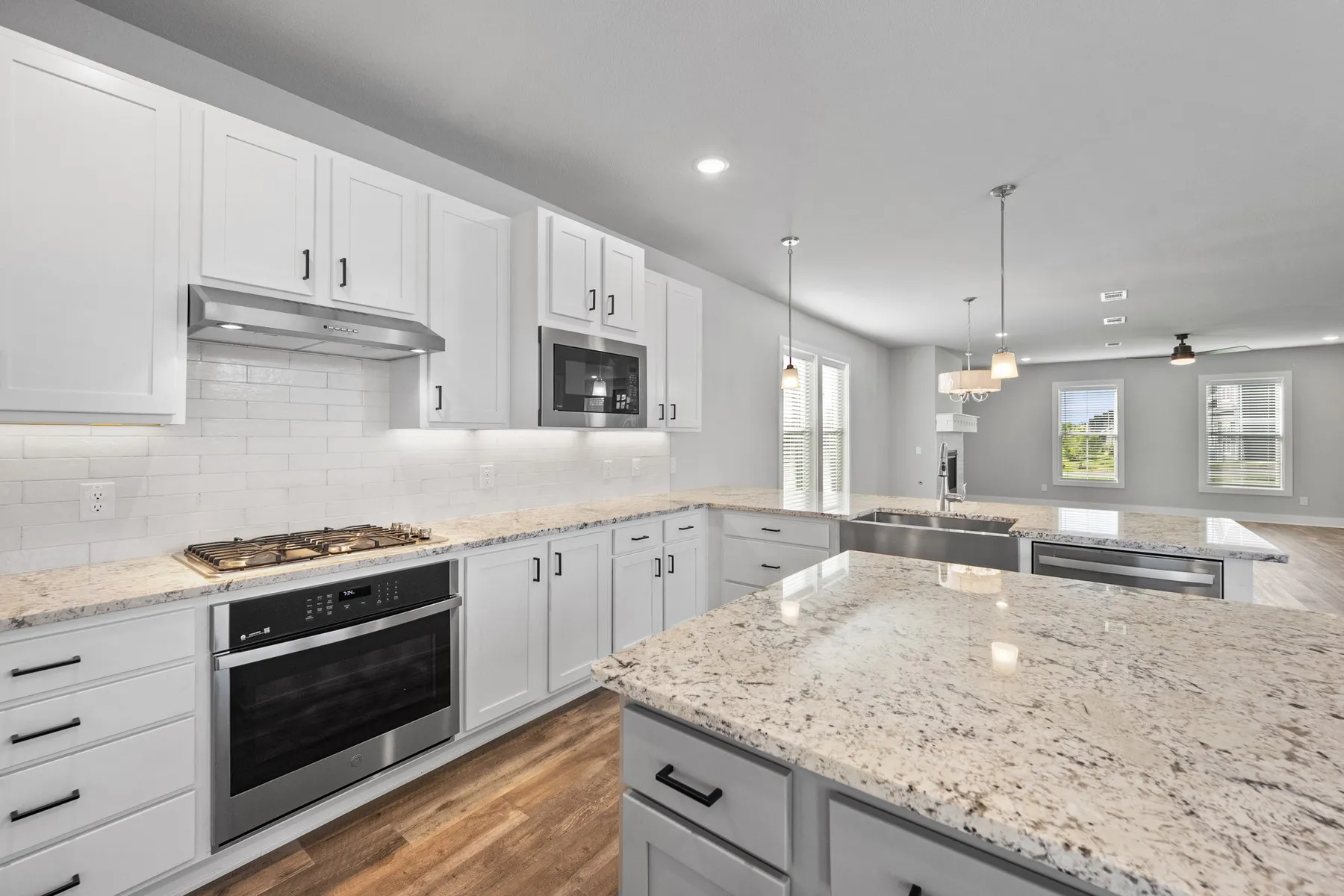 Single Family Residence For Sale in Ellis County , 10907 Rochelle Court, Grand Prairie, Texas 76065, 3 Bedroom, 3 Bathroom, 2 Garage spaces, 2,825 Sqft, built in 2023, mls#21270522, Real Estate Agent in Grand Prairie, Homes For Sale in Ellis county, Homes For Sale in Grand Prairie, Realtor in Grand Prairie Texas, Real Estate Brokerage Independent Realty Texas, Luminita Cordes Realtor
