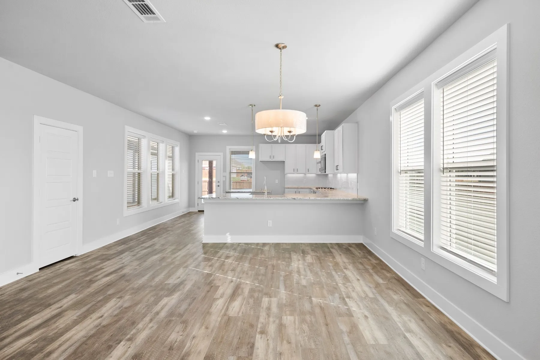 Single Family Residence For Sale in Ellis County , 10907 Rochelle Court, Grand Prairie, Texas 76065, 3 Bedroom, 3 Bathroom, 2 Garage spaces, 2,825 Sqft, built in 2023, mls#21270522, Real Estate Agent in Grand Prairie, Homes For Sale in Ellis county, Homes For Sale in Grand Prairie, Realtor in Grand Prairie Texas, Real Estate Brokerage Independent Realty Texas, Luminita Cordes Realtor