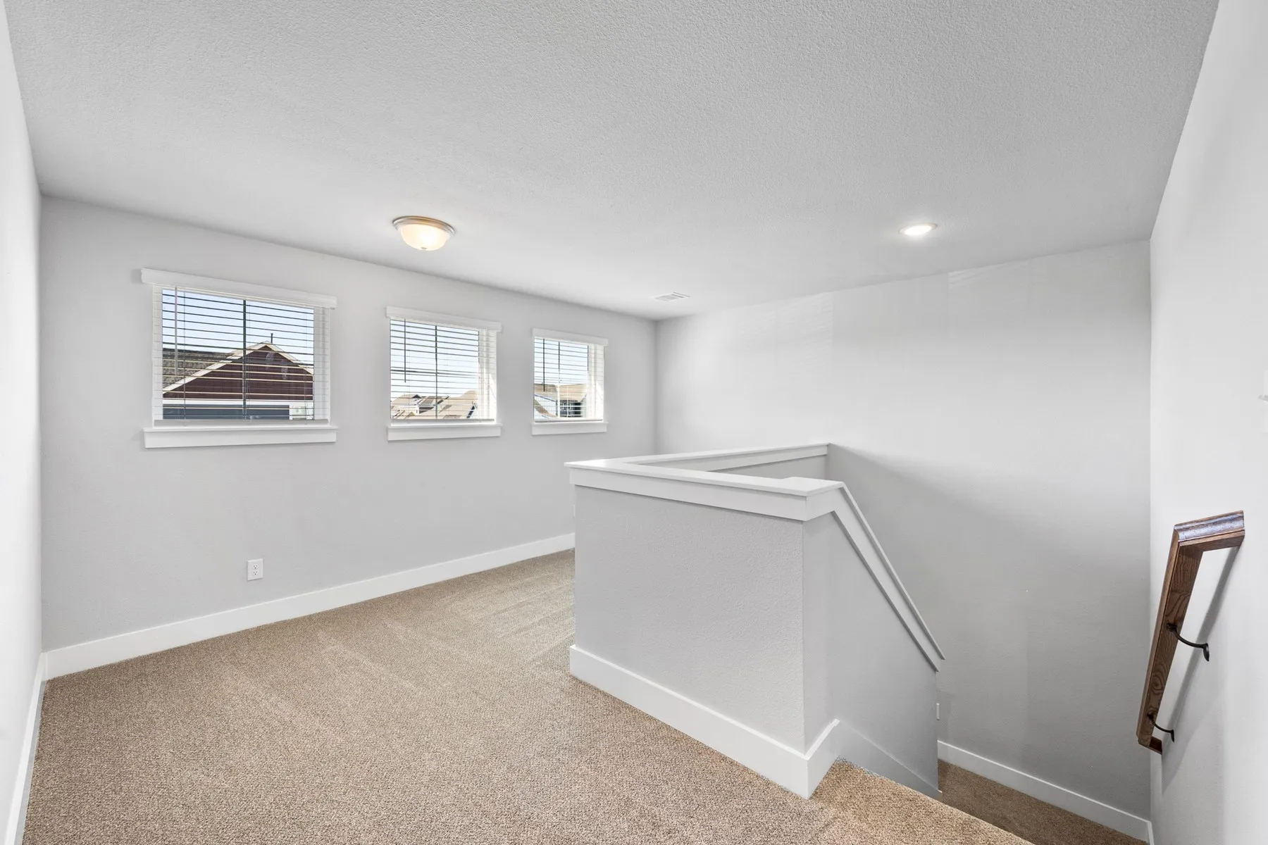 Single Family Residence For Sale in Ellis County , 10907 Rochelle Court, Grand Prairie, Texas 76065, 3 Bedroom, 3 Bathroom, 2 Garage spaces, 2,825 Sqft, built in 2023, mls#21270522, Real Estate Agent in Grand Prairie, Homes For Sale in Ellis county, Homes For Sale in Grand Prairie, Realtor in Grand Prairie Texas, Real Estate Brokerage Independent Realty Texas, Luminita Cordes Realtor