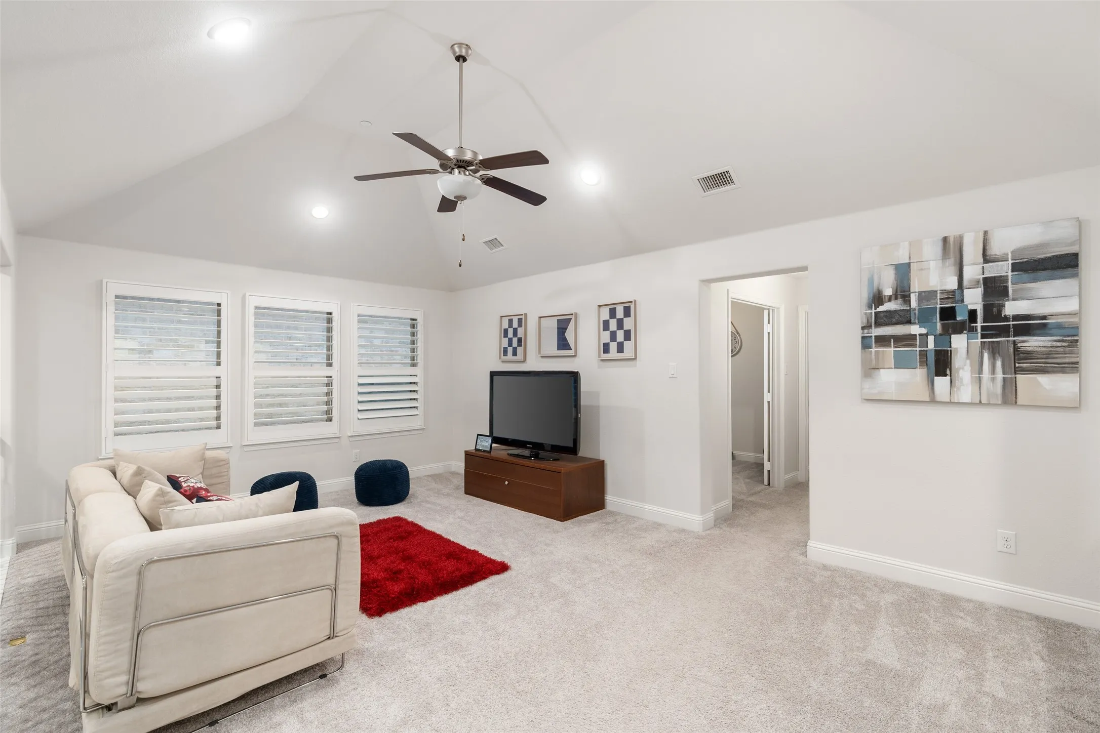 Great living, game or toy room!