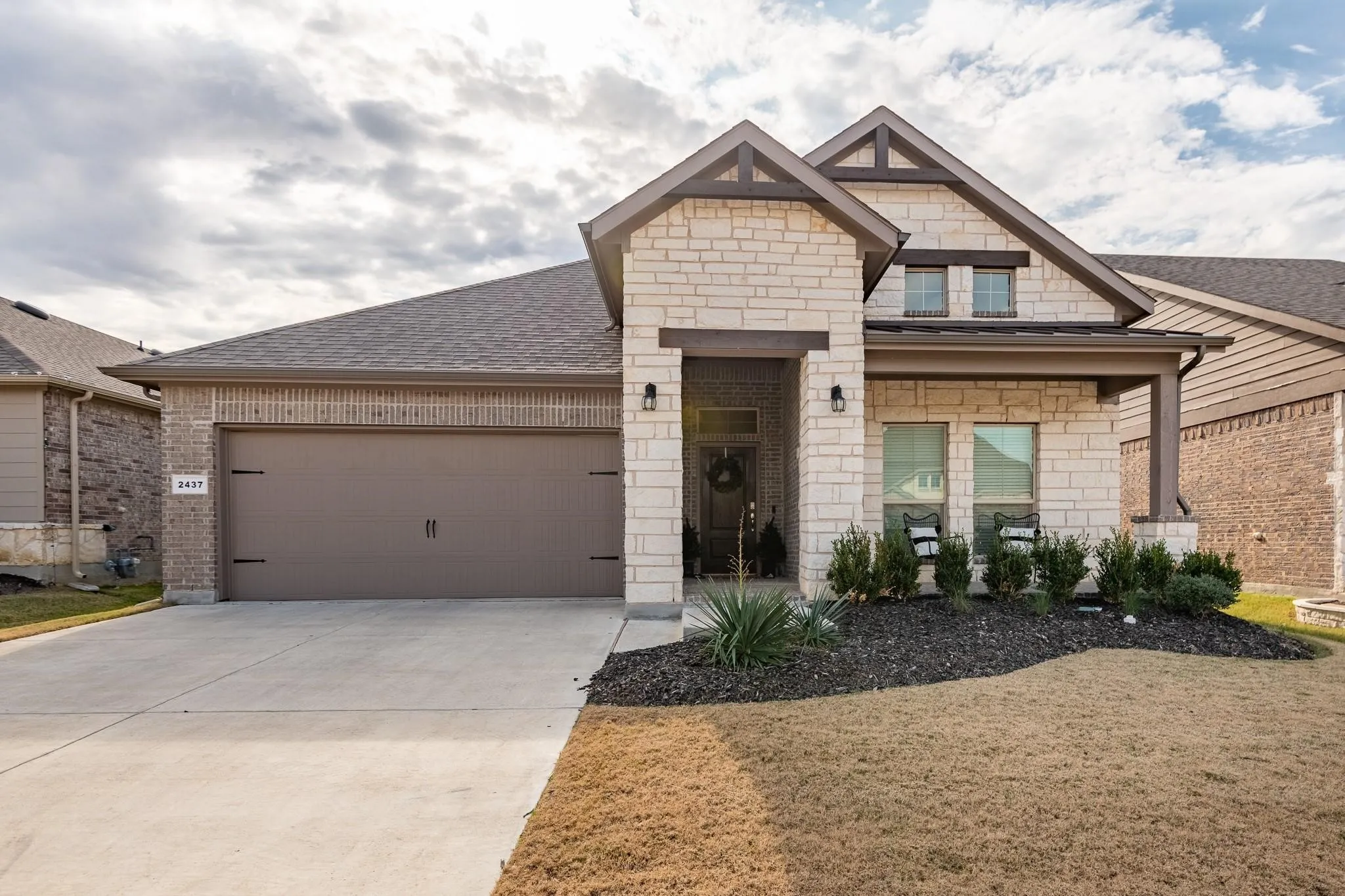Single Family Residence For Sale in Denton County , 2437 Rooster Lane, Northlake, Texas 76247, 3 Bedroom, 2 Bathroom, 2 Garage spaces, 1,865 Sqft, built in 2020, mls#21288587, Real Estate Agent in Northlake, Homes For Sale in Denton county, Homes For Sale in Northlake, Realtor in Northlake Texas, Real Estate Brokerage Independent Realty Texas, Luminita Cordes Realtor