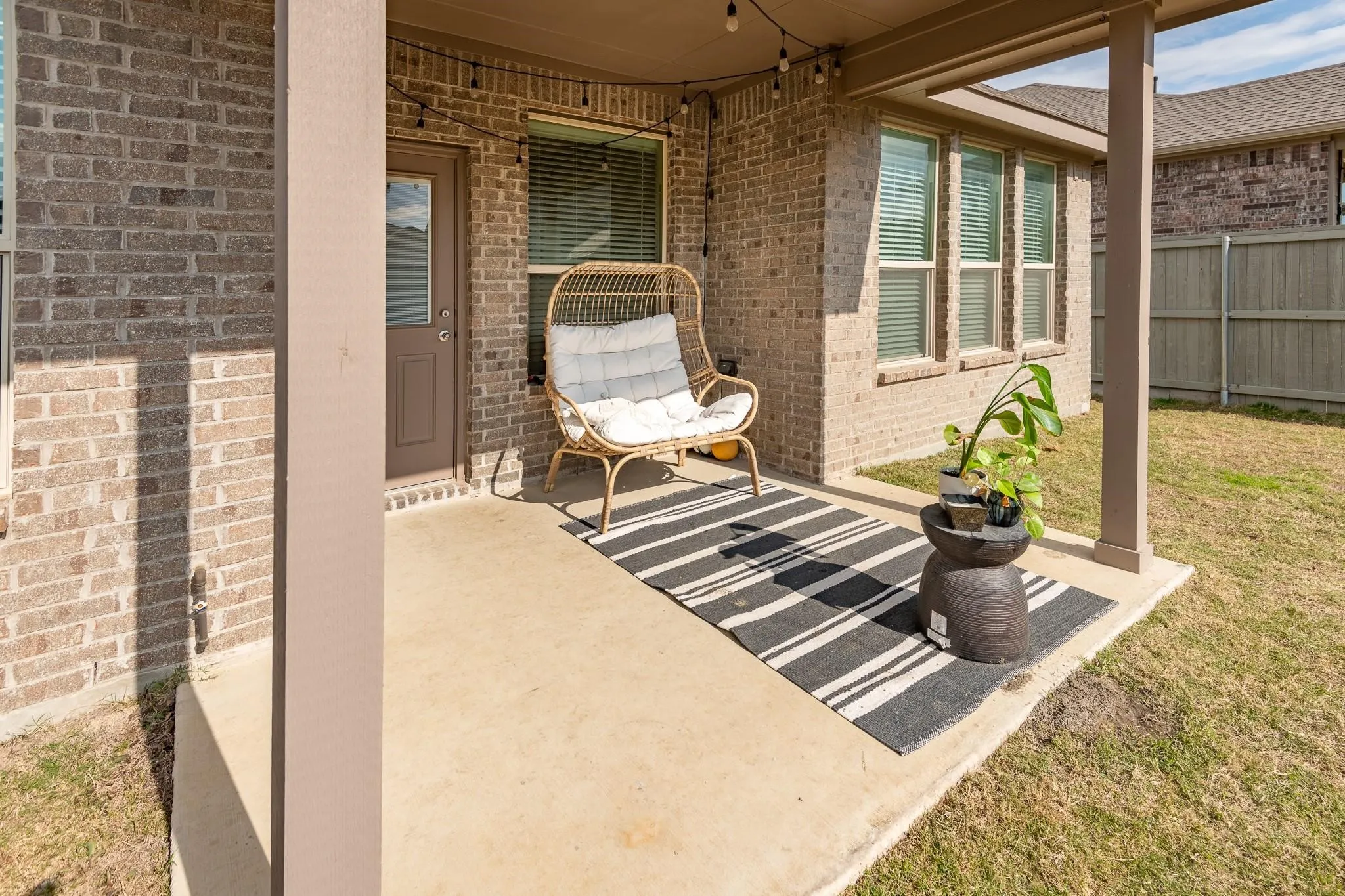 Single Family Residence For Sale in Denton County , 2437 Rooster Lane, Northlake, Texas 76247, 3 Bedroom, 2 Bathroom, 2 Garage spaces, 1,865 Sqft, built in 2020, mls#21288587, Real Estate Agent in Northlake, Homes For Sale in Denton county, Homes For Sale in Northlake, Realtor in Northlake Texas, Real Estate Brokerage Independent Realty Texas, Luminita Cordes Realtor