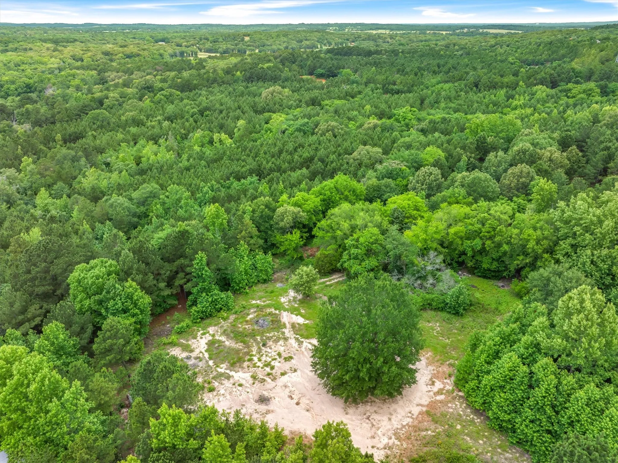 Unimproved Land For Sale in Smith County , 16864 Fm 16 W, Lindale, Texas 75771, 0, 0, Garage spaces, 0 Sqft, built in 0, Price $350,000, mls#21288560, Real Estate Agent in Lindale, Homes For Sale in Smith county, Homes For Sale in Lindale, Realtor in Lindale Texas, Real Estate Brokerage Independent Realty Texas, Luminita Cordes Realtor