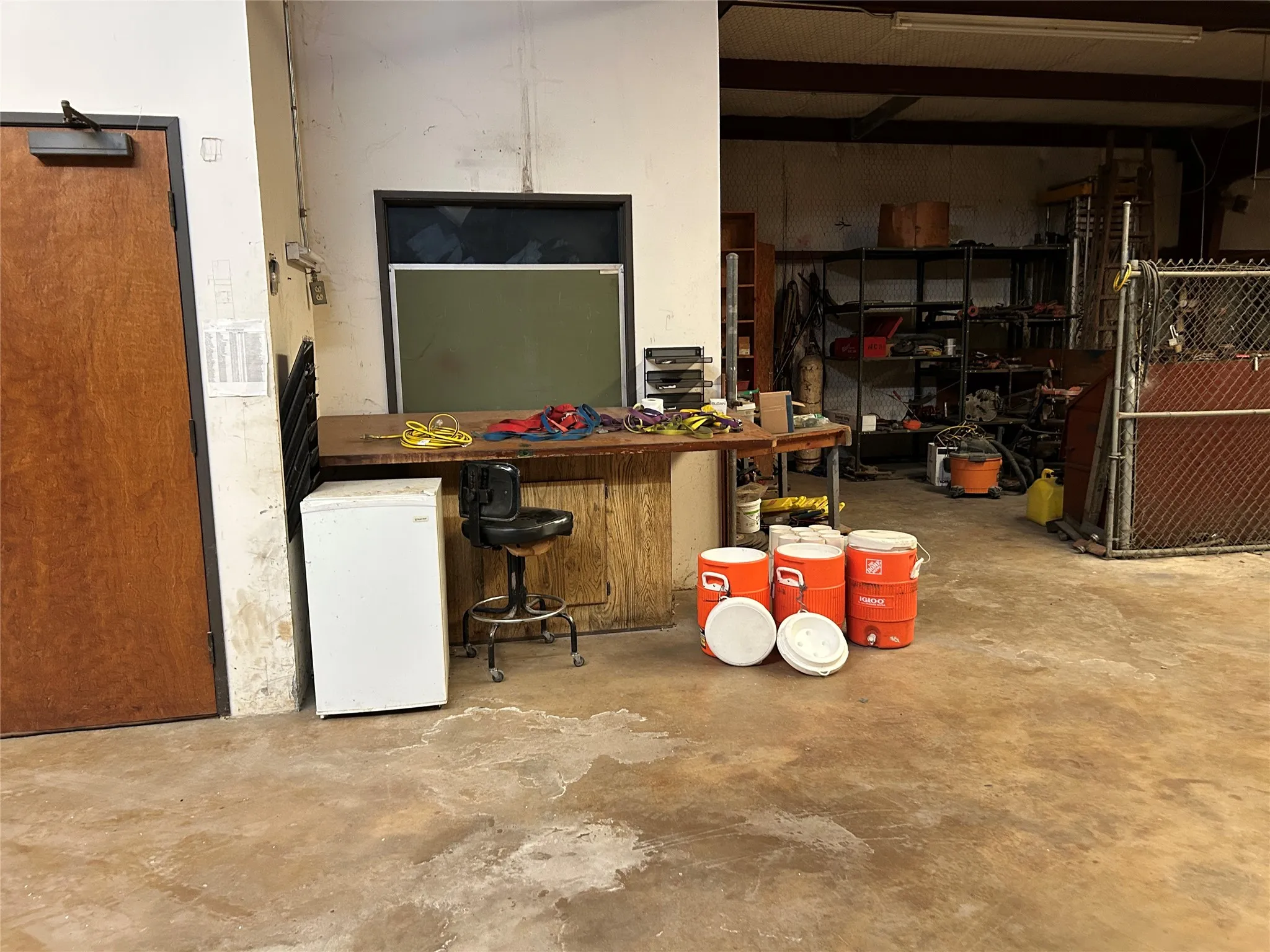 Warehouse For Sale in Dallas County , 2432 Edinburgh Street, Mesquite, Texas 75150, 0, 0, Garage spaces, 0 Sqft, built in 1985, mls#21283979, Real Estate Agent in Mesquite, Homes For Sale in Dallas county, Homes For Sale in Mesquite, Realtor in Mesquite Texas, Real Estate Brokerage Independent Realty Texas, Luminita Cordes Realtor