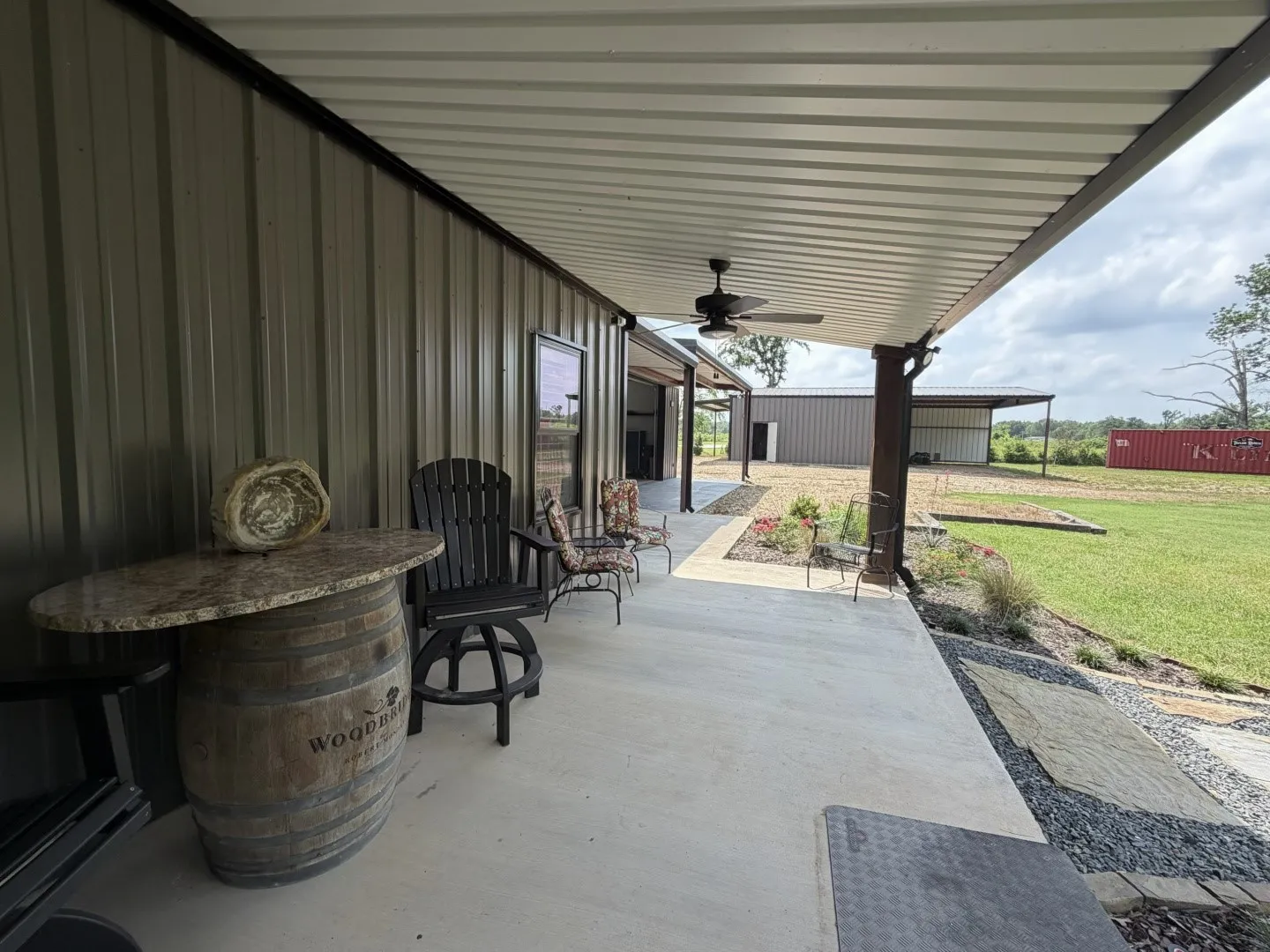 Single Family Residence For Sale in Titus County , 276 Fm 71, Mt Pleasant, Texas 75455, 3 Bedroom, 2 Bathroom, 16 Garage spaces, 1,647 Sqft, built in 2022, Price $949,900, mls#21288678, Real Estate Agent in Mt Pleasant, Homes For Sale in Titus county, Homes For Sale in Mt Pleasant, Realtor in Mt Pleasant Texas, Real Estate Brokerage Independent Realty Texas, Luminita Cordes Realtor
