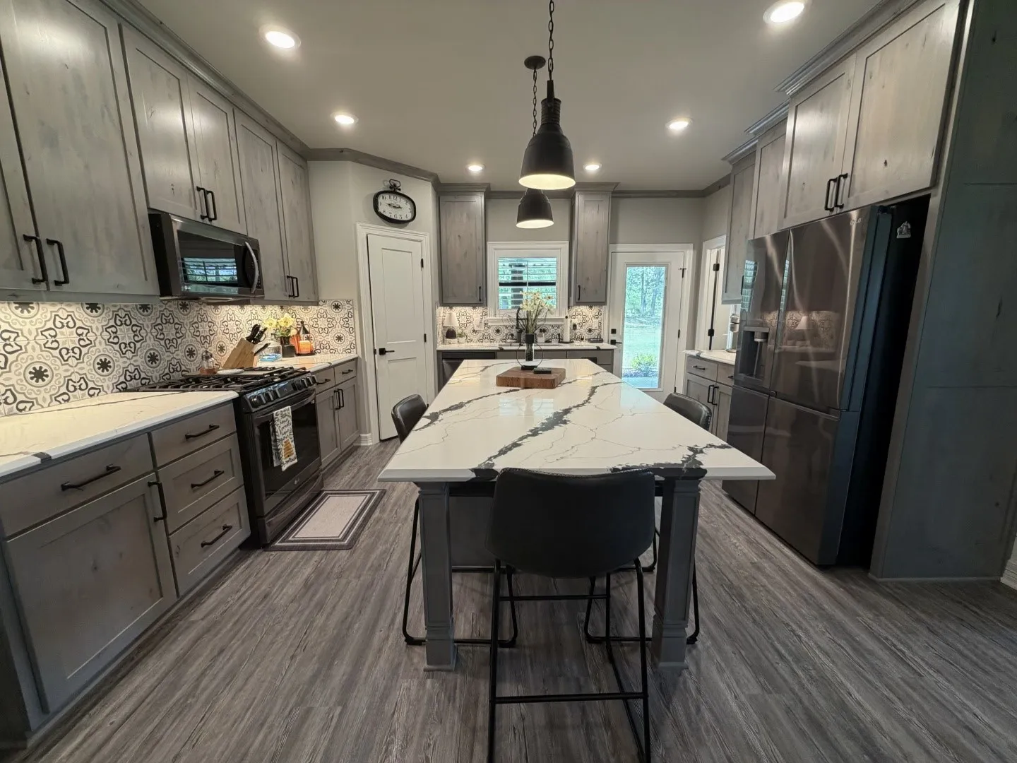 Single Family Residence For Sale in Titus County , 276 Fm 71, Mt Pleasant, Texas 75455, 3 Bedroom, 2 Bathroom, 16 Garage spaces, 1,647 Sqft, built in 2022, Price $949,900, mls#21288678, Real Estate Agent in Mt Pleasant, Homes For Sale in Titus county, Homes For Sale in Mt Pleasant, Realtor in Mt Pleasant Texas, Real Estate Brokerage Independent Realty Texas, Luminita Cordes Realtor