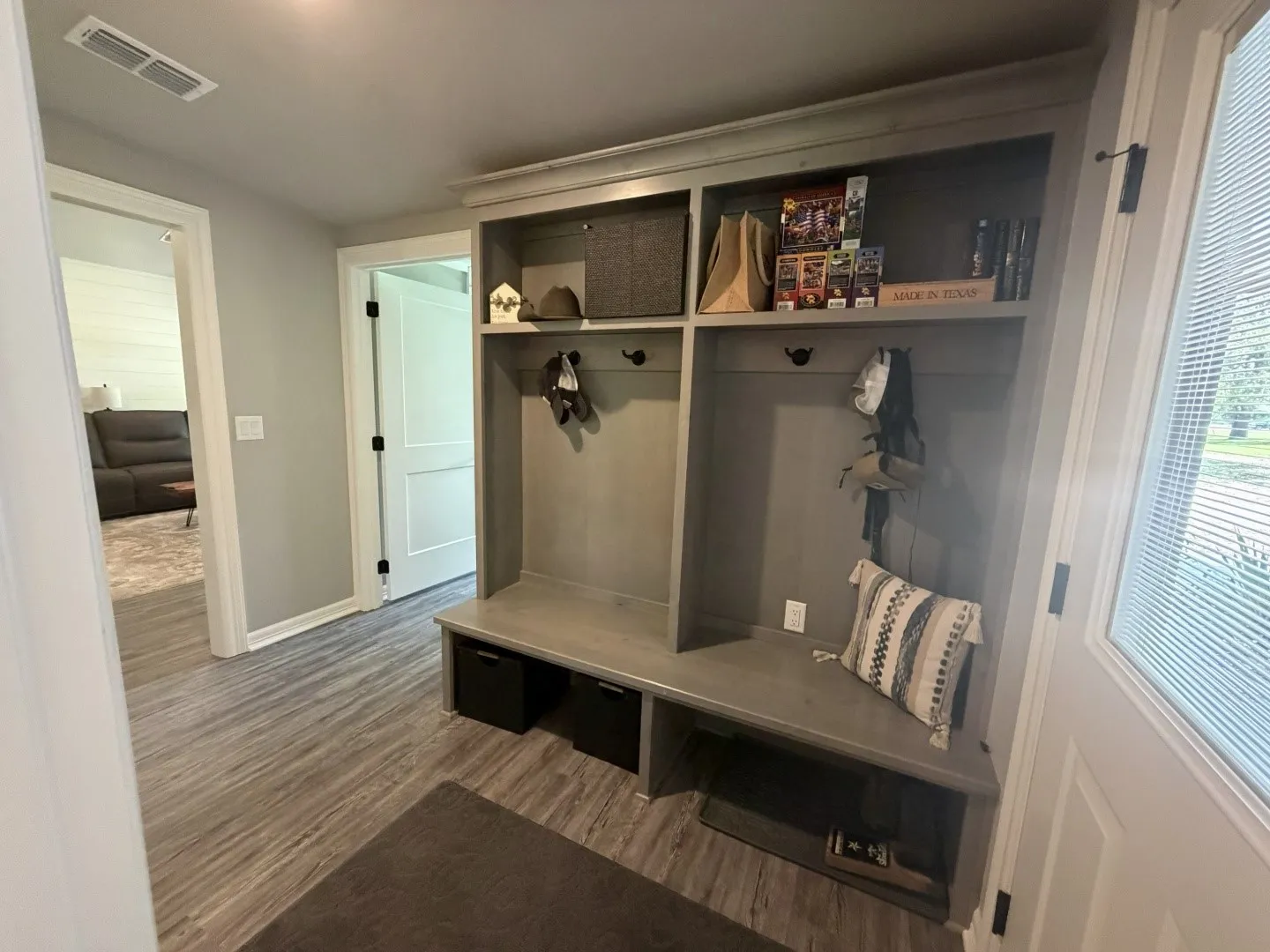 Single Family Residence For Sale in Titus County , 276 Fm 71, Mt Pleasant, Texas 75455, 3 Bedroom, 2 Bathroom, 16 Garage spaces, 1,647 Sqft, built in 2022, Price $949,900, mls#21288678, Real Estate Agent in Mt Pleasant, Homes For Sale in Titus county, Homes For Sale in Mt Pleasant, Realtor in Mt Pleasant Texas, Real Estate Brokerage Independent Realty Texas, Luminita Cordes Realtor