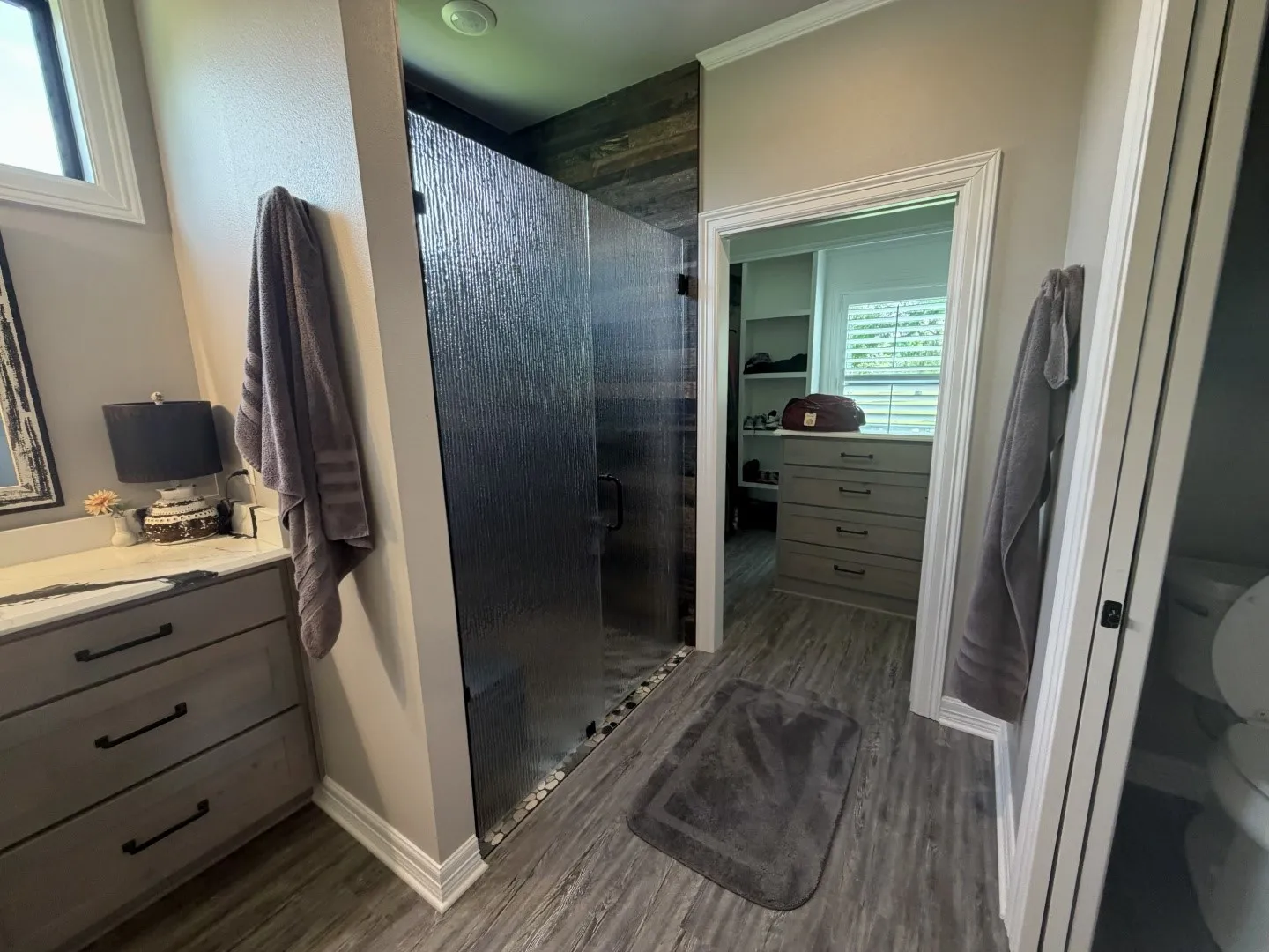 Single Family Residence For Sale in Titus County , 276 Fm 71, Mt Pleasant, Texas 75455, 3 Bedroom, 2 Bathroom, 16 Garage spaces, 1,647 Sqft, built in 2022, Price $949,900, mls#21288678, Real Estate Agent in Mt Pleasant, Homes For Sale in Titus county, Homes For Sale in Mt Pleasant, Realtor in Mt Pleasant Texas, Real Estate Brokerage Independent Realty Texas, Luminita Cordes Realtor