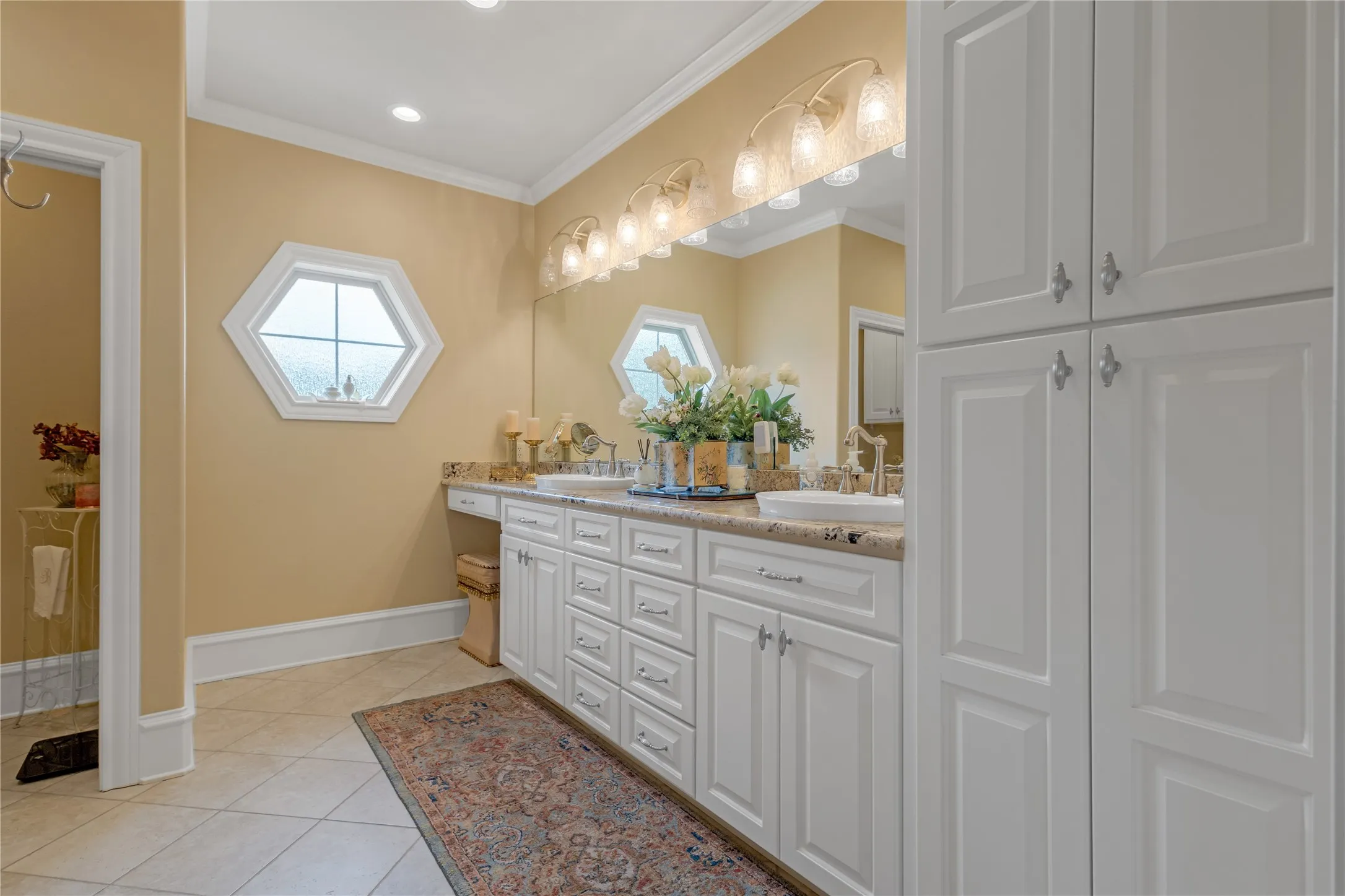Single Family Residence For Sale in Wood County , 1250 N Highway 37, Quitman, Texas 75783, 3 Bedroom, 2 Bathroom, 2 Garage spaces, 1,915 Sqft, built in 2017, mls#21288569, Real Estate Agent in Quitman, Homes For Sale in Wood county, Homes For Sale in Quitman, Realtor in Quitman Texas, Real Estate Brokerage Independent Realty Texas, Luminita Cordes Realtor