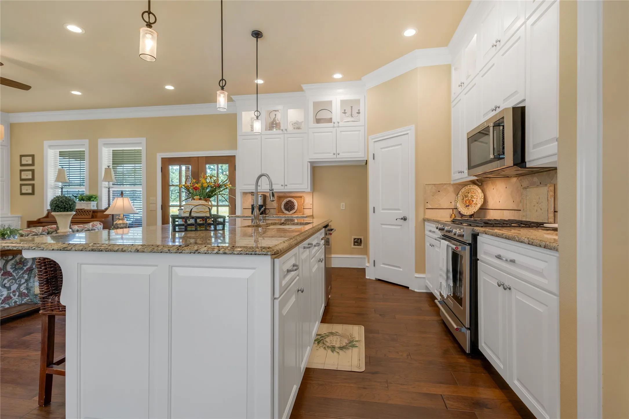 Single Family Residence For Sale in Wood County , 1250 N Highway 37, Quitman, Texas 75783, 3 Bedroom, 2 Bathroom, 2 Garage spaces, 1,915 Sqft, built in 2017, mls#21288569, Real Estate Agent in Quitman, Homes For Sale in Wood county, Homes For Sale in Quitman, Realtor in Quitman Texas, Real Estate Brokerage Independent Realty Texas, Luminita Cordes Realtor