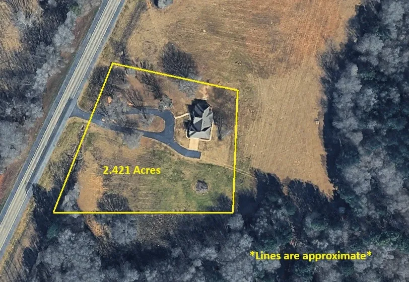 Single Family Residence For Sale in Wood County , 1250 N Highway 37, Quitman, Texas 75783, 3 Bedroom, 2 Bathroom, 2 Garage spaces, 1,915 Sqft, built in 2017, mls#21288569, Real Estate Agent in Quitman, Homes For Sale in Wood county, Homes For Sale in Quitman, Realtor in Quitman Texas, Real Estate Brokerage Independent Realty Texas, Luminita Cordes Realtor