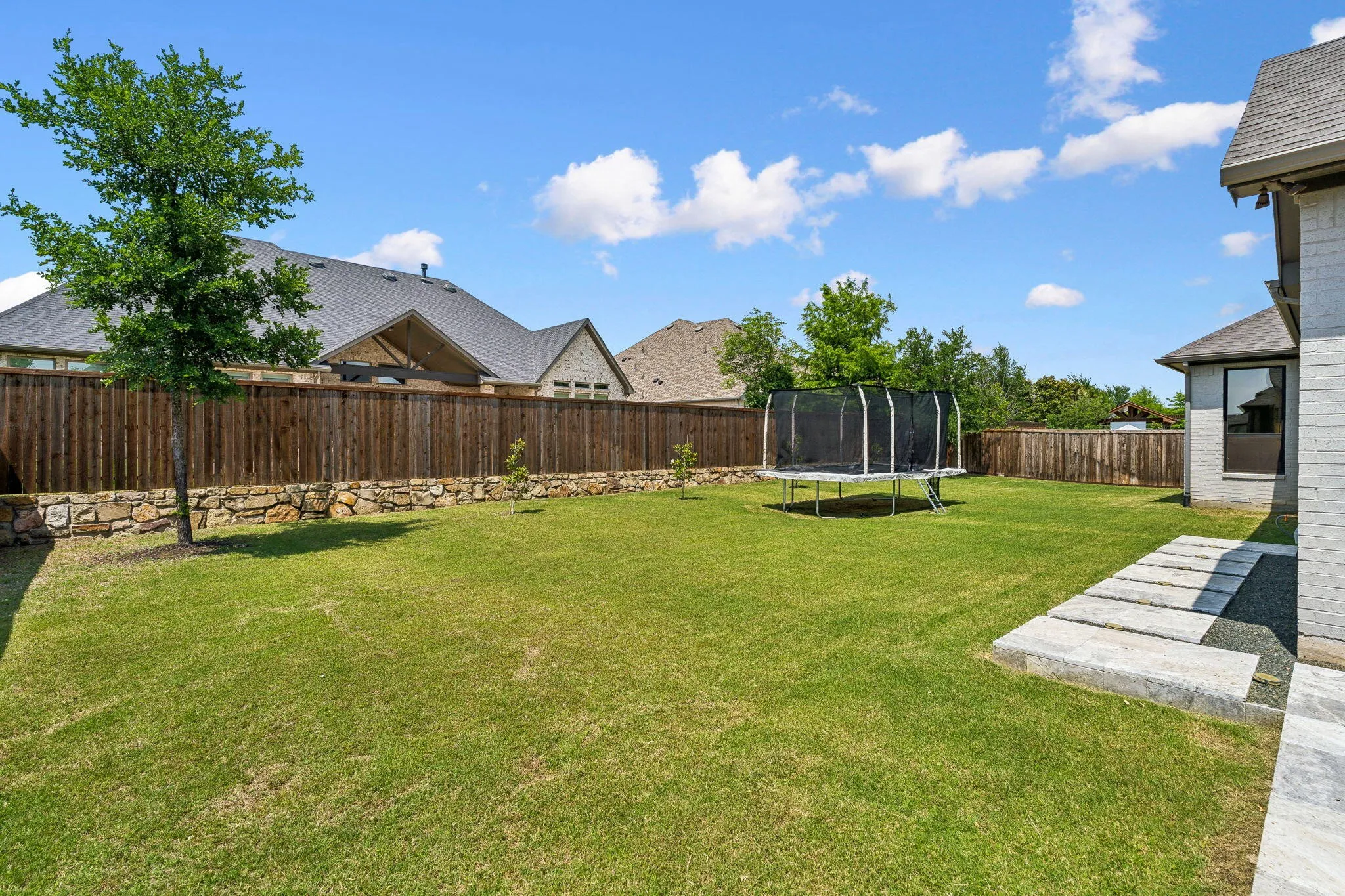 Single Family Residence For Sale in Collin County , 1960 Star Trace Parkway, Prosper, Texas 75078, 4 Bedroom, 4 Bathroom, 3 Garage spaces, 3,166 Sqft, built in 2020, mls#21288561, Real Estate Agent in Prosper, Homes For Sale in Collin county, Homes For Sale in Prosper, Realtor in Prosper Texas, Real Estate Brokerage Independent Realty Texas, Luminita Cordes Realtor