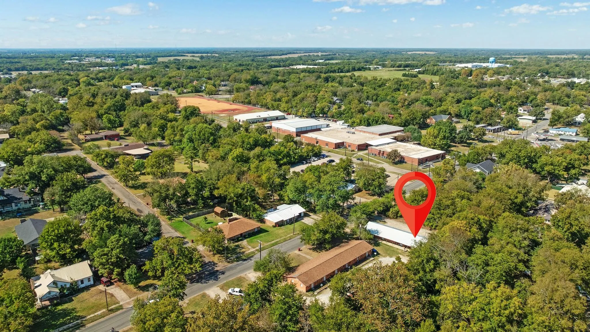 Apartment For Sale in Red River (TX) County , 401 S Donoho Street, Clarksville, Texas 75426, 10 Bedrooms, 10 Bathrooms, Garage spaces, 0 Sqft, built in 1966, Price $449,900, mls#21288688, Real Estate Agent in Clarksville, Homes For Sale in Red River (TX) county, Homes For Sale in Clarksville, Realtor in Clarksville Texas, Real Estate Brokerage Independent Realty Texas, Luminita Cordes Realtor