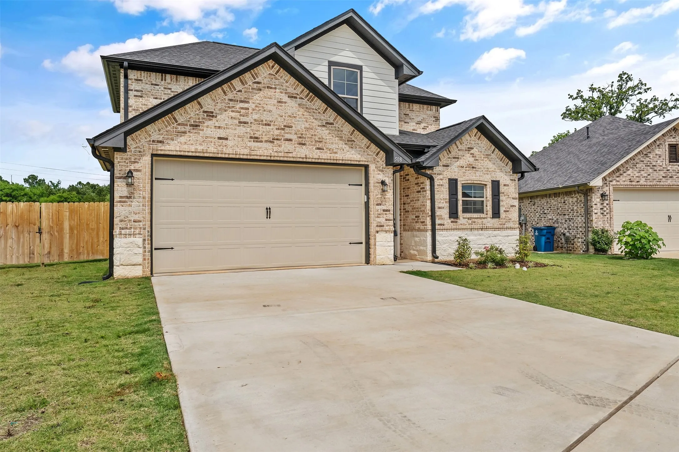 Single Family Residence For Sale in Smith County , 508 Cornerstone, Lindale, Texas 75771, 4 Bedroom, 3 Bathroom, 2 Garage spaces, 1,798 Sqft, built in 2025, Price $329,500, mls#21288670, Real Estate Agent in Lindale, Homes For Sale in Smith county, Homes For Sale in Lindale, Realtor in Lindale Texas, Real Estate Brokerage Independent Realty Texas, Luminita Cordes Realtor