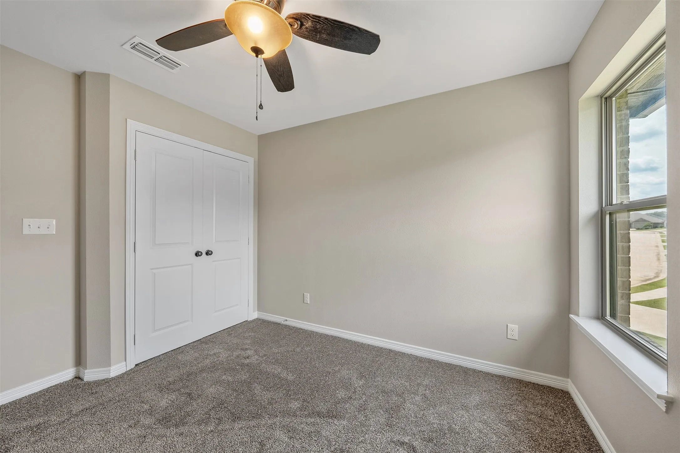 Single Family Residence For Sale in Smith County , 508 Cornerstone, Lindale, Texas 75771, 4 Bedroom, 3 Bathroom, 2 Garage spaces, 1,798 Sqft, built in 2025, Price $329,500, mls#21288670, Real Estate Agent in Lindale, Homes For Sale in Smith county, Homes For Sale in Lindale, Realtor in Lindale Texas, Real Estate Brokerage Independent Realty Texas, Luminita Cordes Realtor