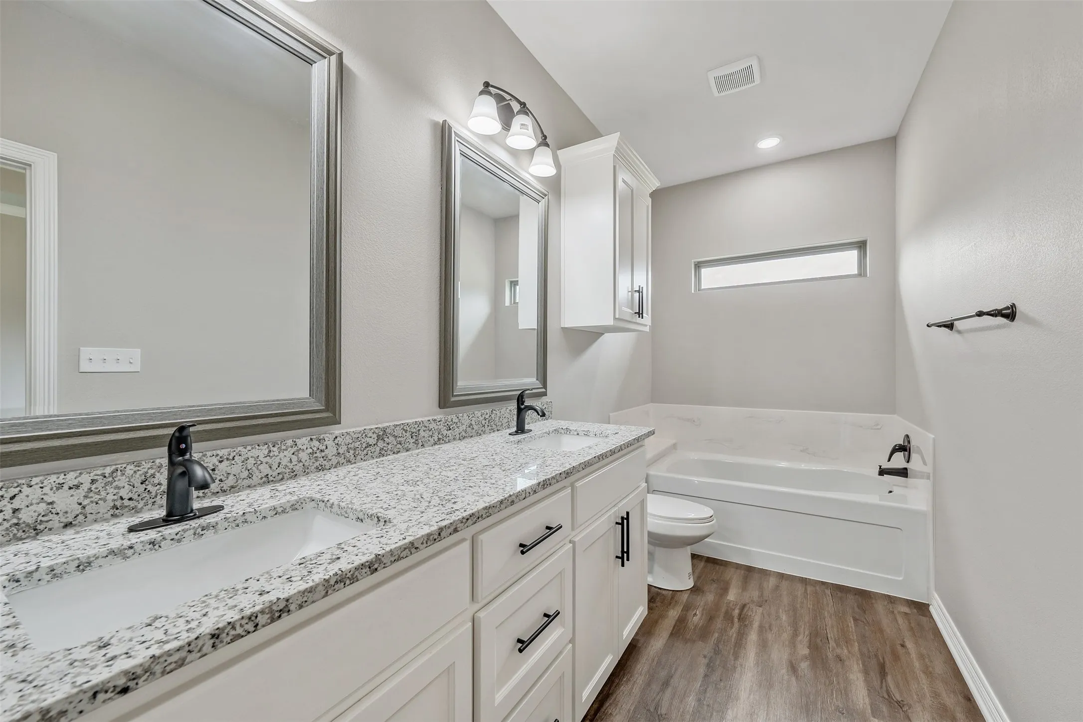 Single Family Residence For Sale in Smith County , 508 Cornerstone, Lindale, Texas 75771, 4 Bedroom, 3 Bathroom, 2 Garage spaces, 1,798 Sqft, built in 2025, Price $329,500, mls#21288670, Real Estate Agent in Lindale, Homes For Sale in Smith county, Homes For Sale in Lindale, Realtor in Lindale Texas, Real Estate Brokerage Independent Realty Texas, Luminita Cordes Realtor
