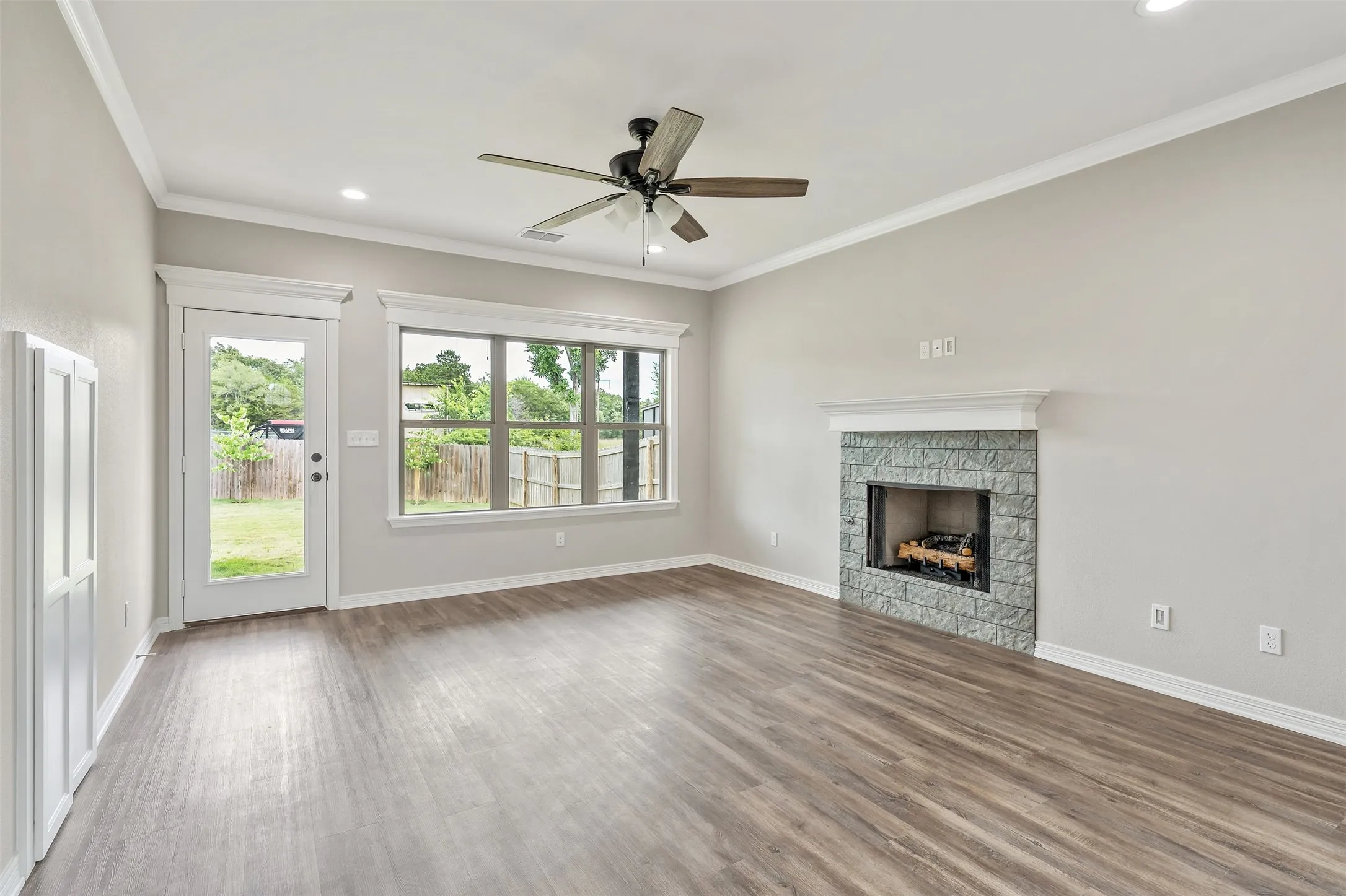 Single Family Residence For Sale in Smith County , 508 Cornerstone, Lindale, Texas 75771, 4 Bedroom, 3 Bathroom, 2 Garage spaces, 1,798 Sqft, built in 2025, Price $329,500, mls#21288670, Real Estate Agent in Lindale, Homes For Sale in Smith county, Homes For Sale in Lindale, Realtor in Lindale Texas, Real Estate Brokerage Independent Realty Texas, Luminita Cordes Realtor