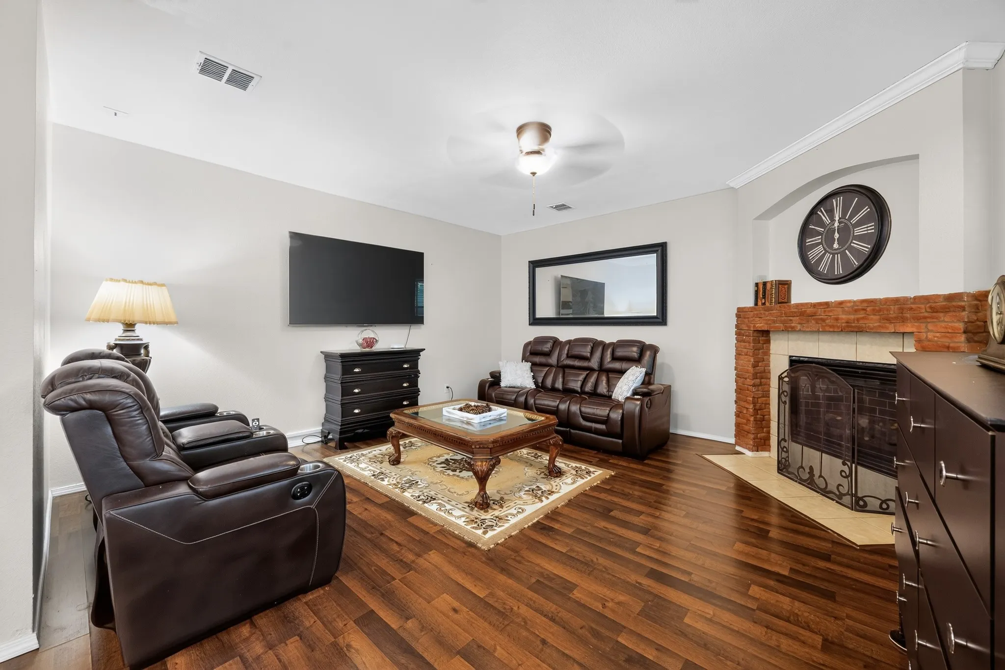 Single Family Residence For Sale in Dallas County , 10610 Gleneagles Lane, Rowlett, Texas 75089, 4 Bedrooms, 3 Bathrooms, 2 Garage spaces, 2,526 Sqft, built in 2001, Price $370,000, mls#21288700, Real Estate Agent in Rowlett, Homes For Sale in Dallas county, Homes For Sale in Rowlett, Realtor in Rowlett Texas, Real Estate Brokerage Independent Realty Texas, Luminita Cordes Realtor