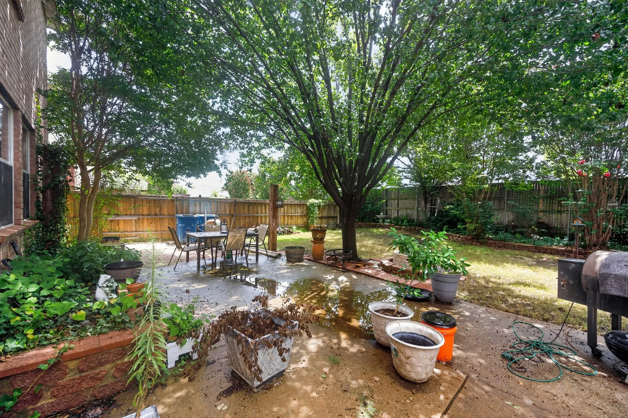 Single Family Residence For Sale in Dallas County , 10610 Gleneagles Lane, Rowlett, Texas 75089, 4 Bedrooms, 3 Bathrooms, 2 Garage spaces, 2,526 Sqft, built in 2001, Price $370,000, mls#21288700, Real Estate Agent in Rowlett, Homes For Sale in Dallas county, Homes For Sale in Rowlett, Realtor in Rowlett Texas, Real Estate Brokerage Independent Realty Texas, Luminita Cordes Realtor