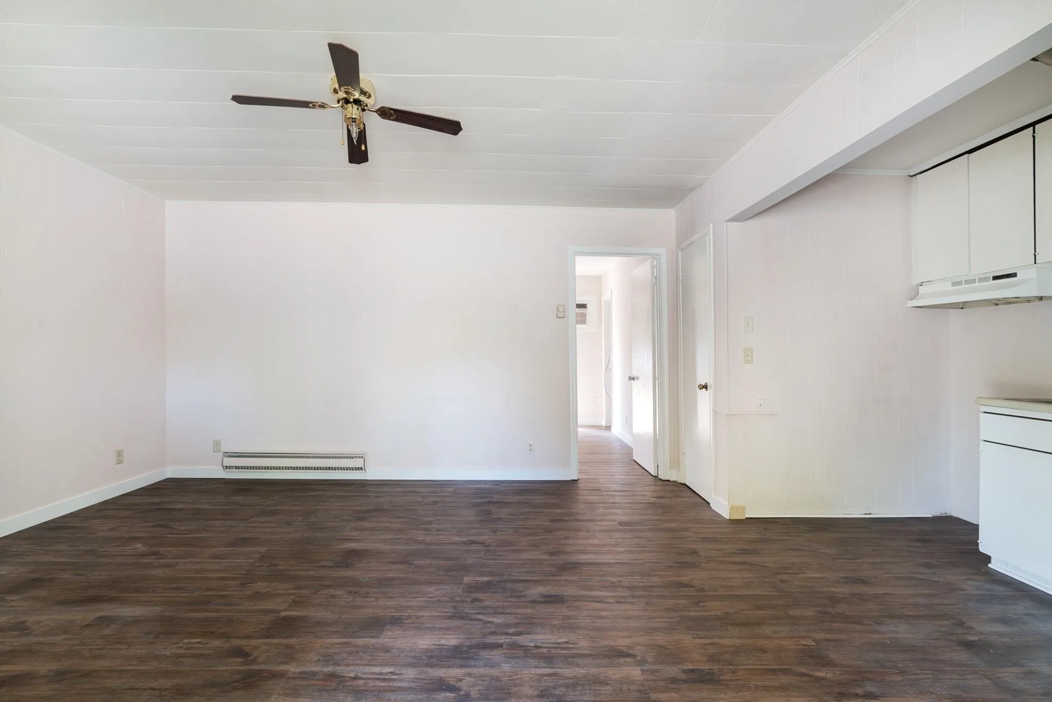 For Sale in Red River (TX) County , 700 S Donoho Street 700, 702, 704, 706, 708, Clarksville, Texas 75426, 5 Bedrooms, 1 Bathroom, Garage spaces, 0 Sqft, built in 1969, Price $249,900, mls#21288721, Real Estate Agent in Clarksville, Homes For Sale in Red River (TX) county, Homes For Sale in Clarksville, Realtor in Clarksville Texas, Real Estate Brokerage Independent Realty Texas, Luminita Cordes Realtor